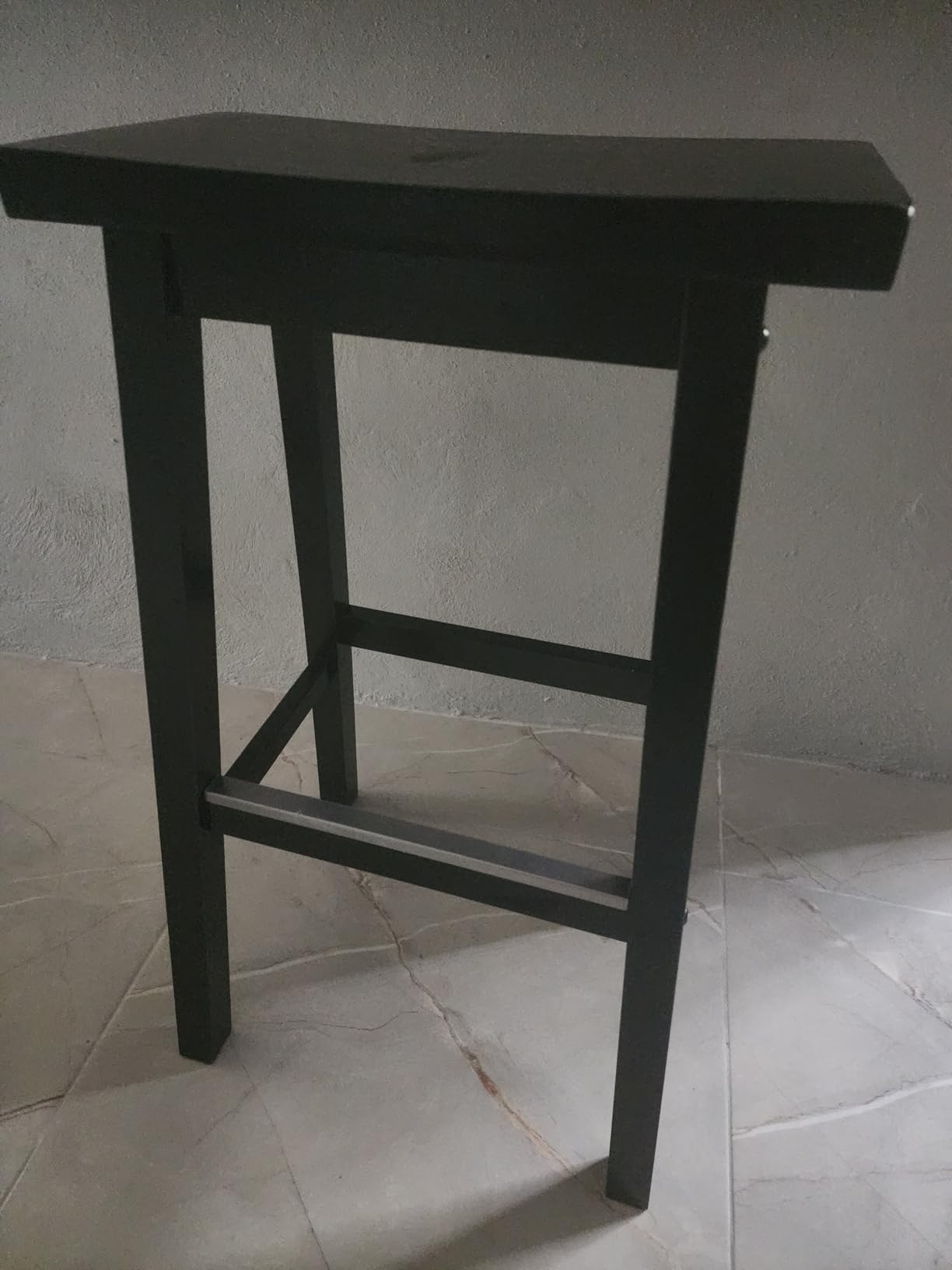 Amazon Basics Solid Wood Saddle-Seat Counter Height Bar Stools for Kitchen Island and Home Bar with Footrest, 29-Inch Height, Black, Set of 2 customer photo 1