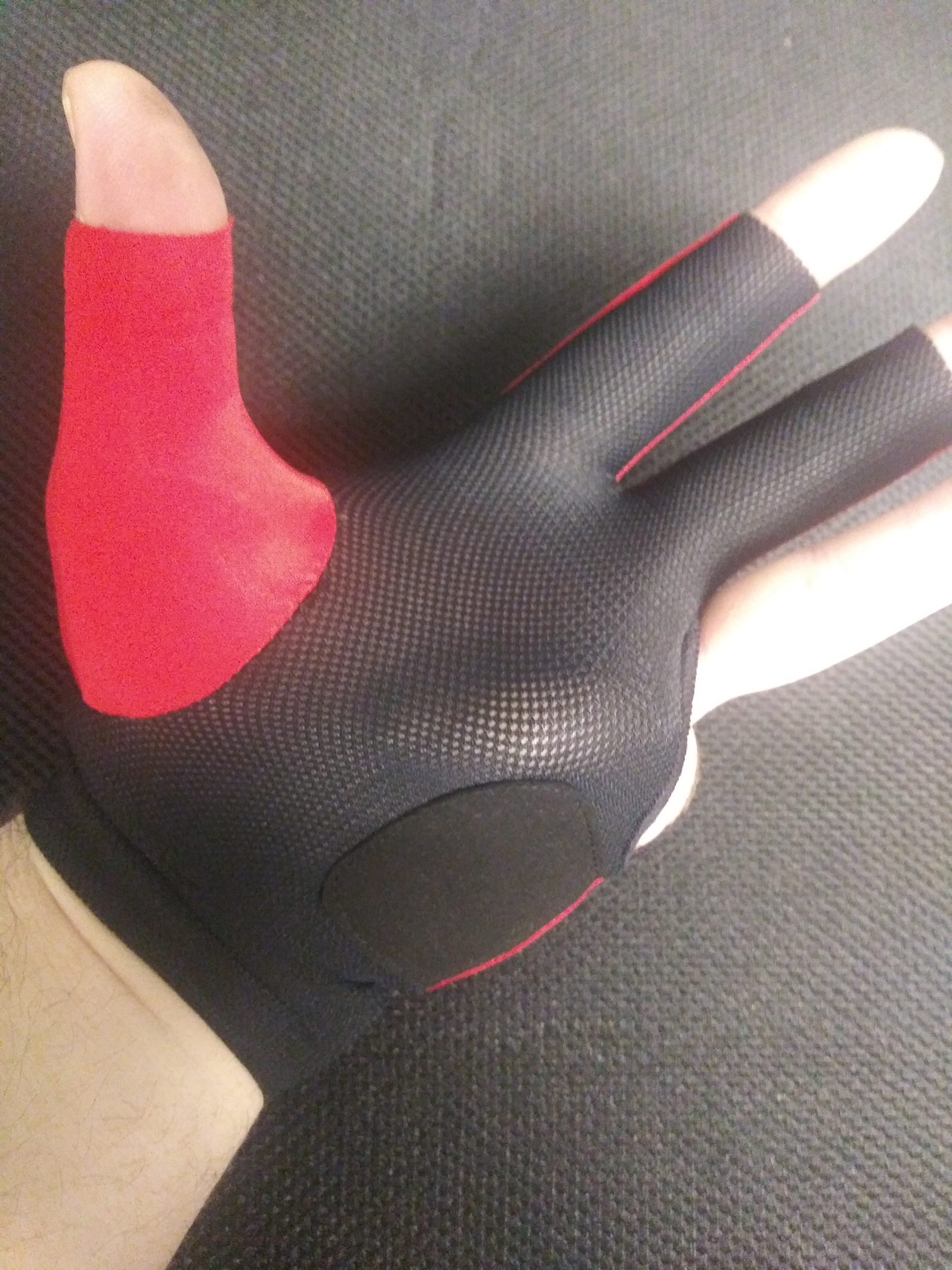 Roaming Quick-Dry Breathable Billiard Pool Gloves, Shooters Snooker Cue Sport Glove for Left or Right Hand Option customer photo 1