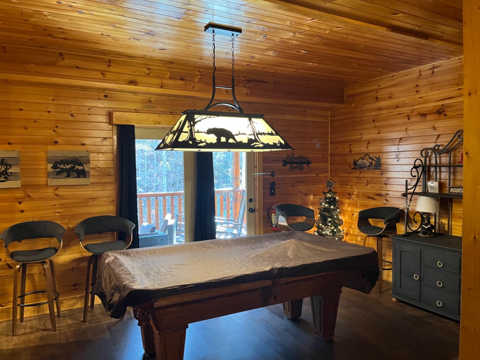 Wellmet Vintage Pool Table Light, 3 Lights Rustic Billiards Light Fixtures with Tiffany-Style Bear Shade for Game Room, Cabin, Billiards Table, Man Cave Farmhouse Chandelier for Wild West Style customer photo 1