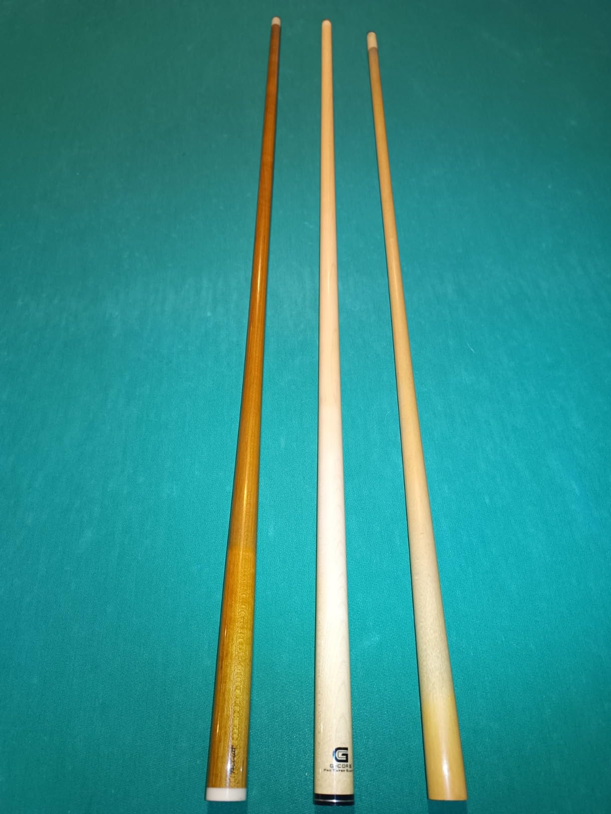 Champion Constellation Billiard Pool Cue Stick, 60 inches, 11.75-13mm Tip, White or Black Case customer photo 1