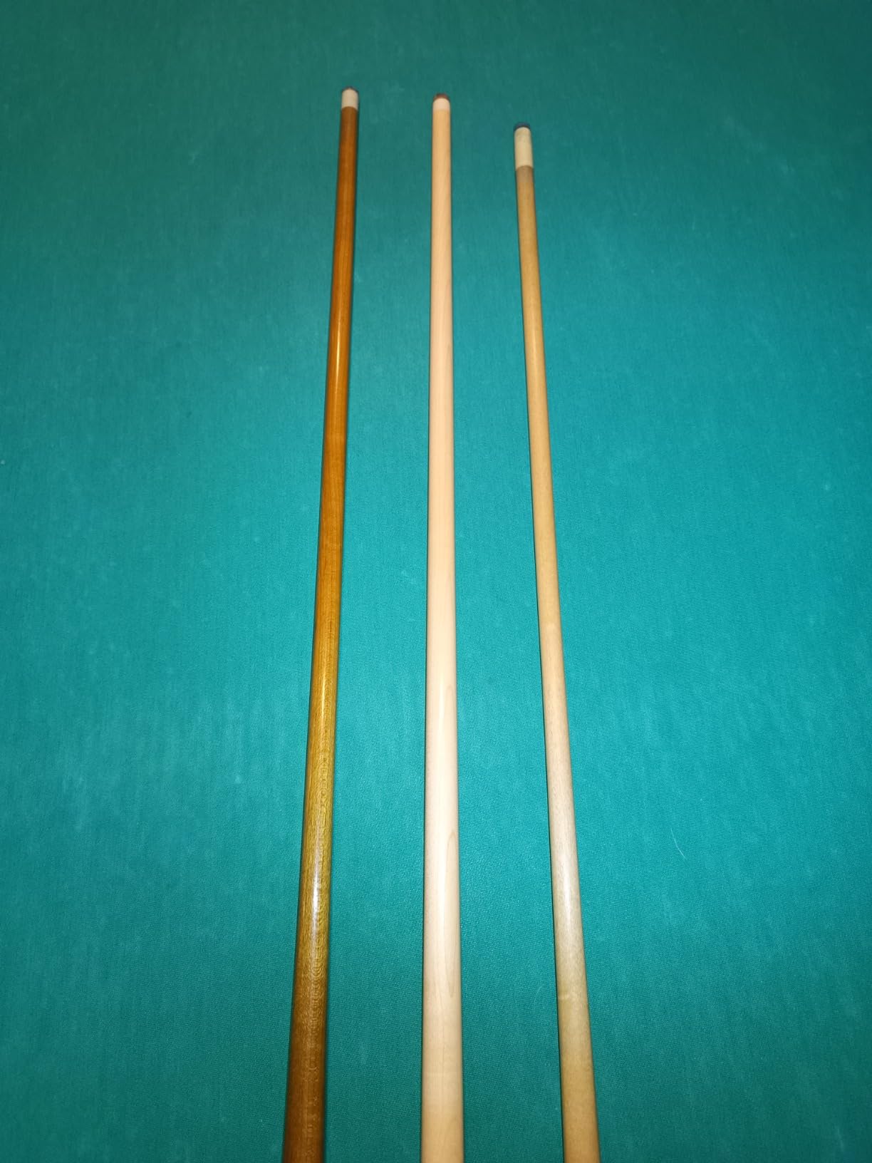 Champion Constellation Billiard Pool Cue Stick, 60 inches, 11.75-13mm Tip, White or Black Case customer photo 2