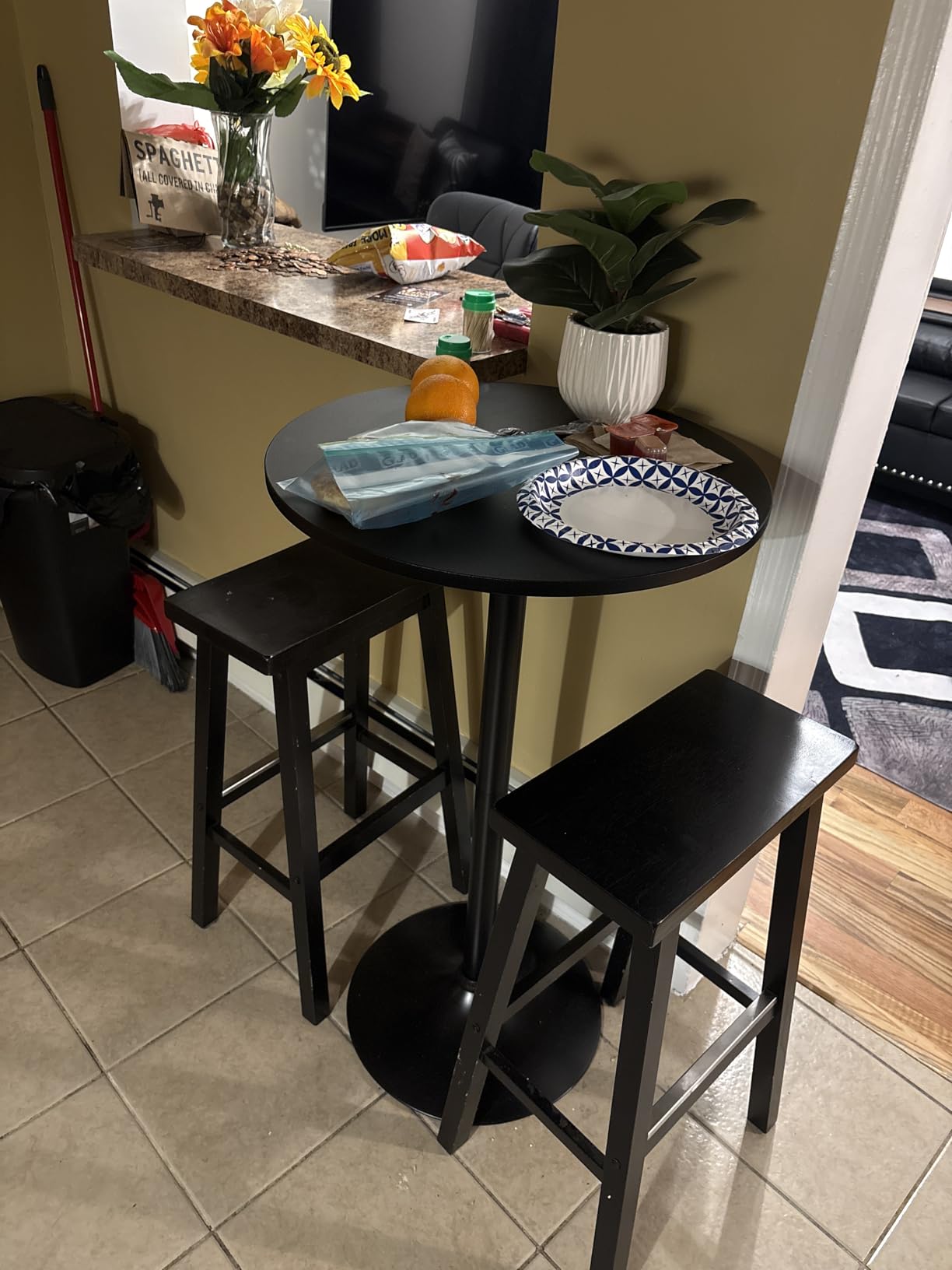 Furmax Bistro Pub Table Round Bar Height Cocktail Table for Home Bar, Round Bar Tables for Party, Dining Room, Living Room and Wedding, Metal Base MDF Top Obsidian, 40.6 Inch Height (1, Dark Black-1) customer photo 1