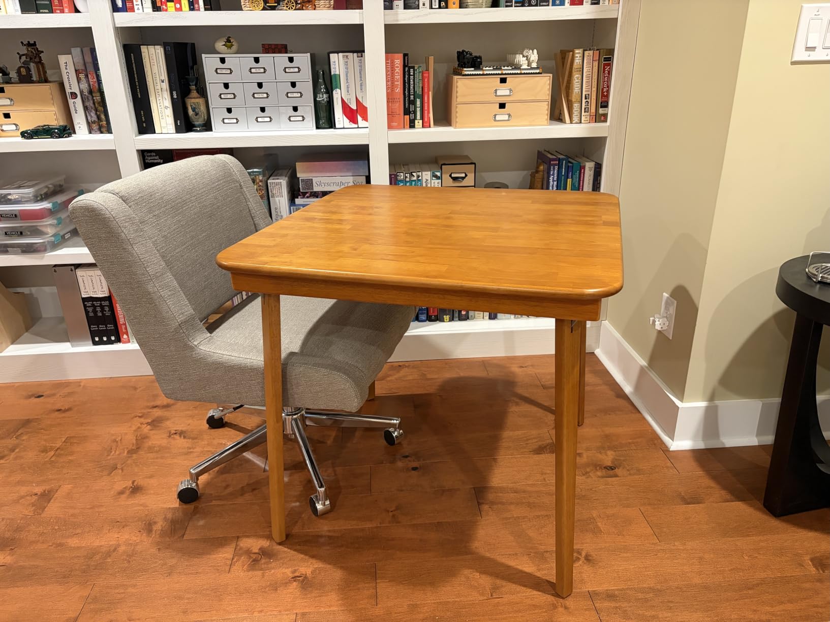 Stakmore Classic Straight Edge Square Folding Card Table 32x32 - No Assembly Wooden Foldable Card Table, Bridge, Board Game, Steel Mechanism, Folding Legs, Space-Saving, Cherry Frame customer photo 2