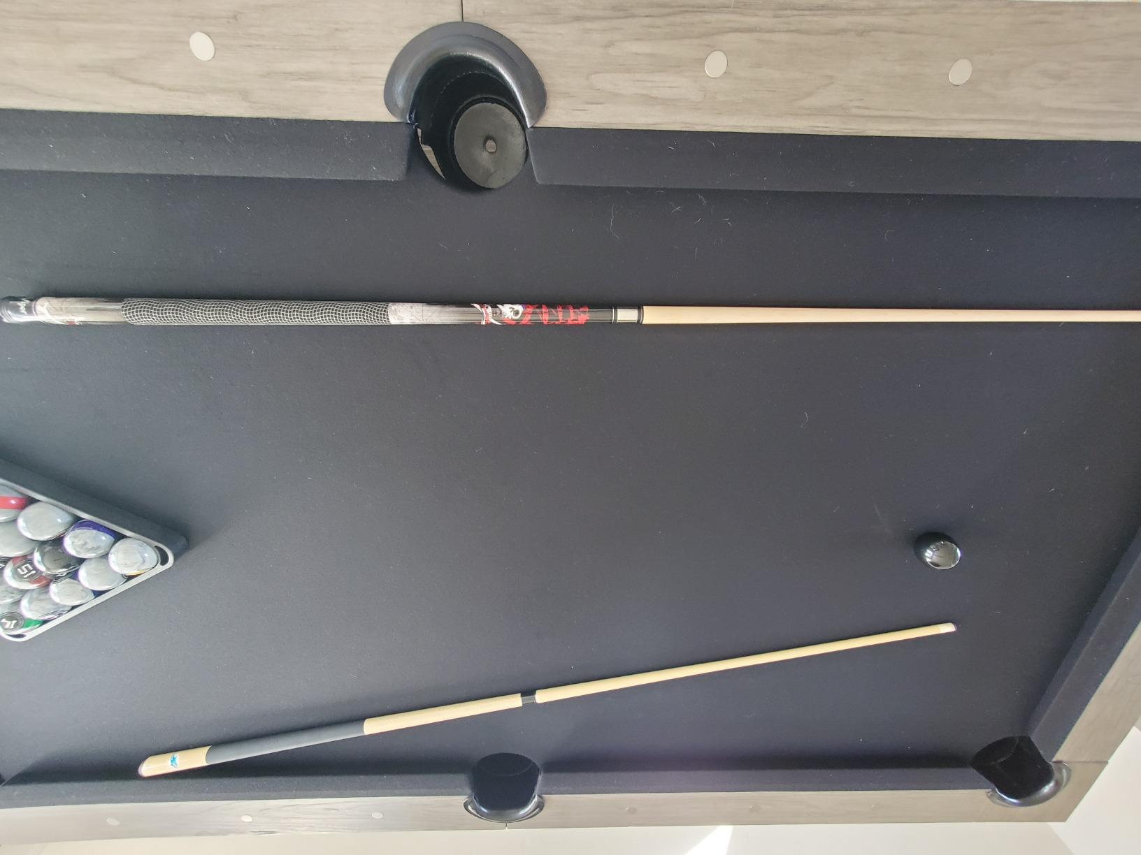 Viper Revolution Outlaw 58 Inch 2-Piece Billiard/Pool Cue customer photo 1