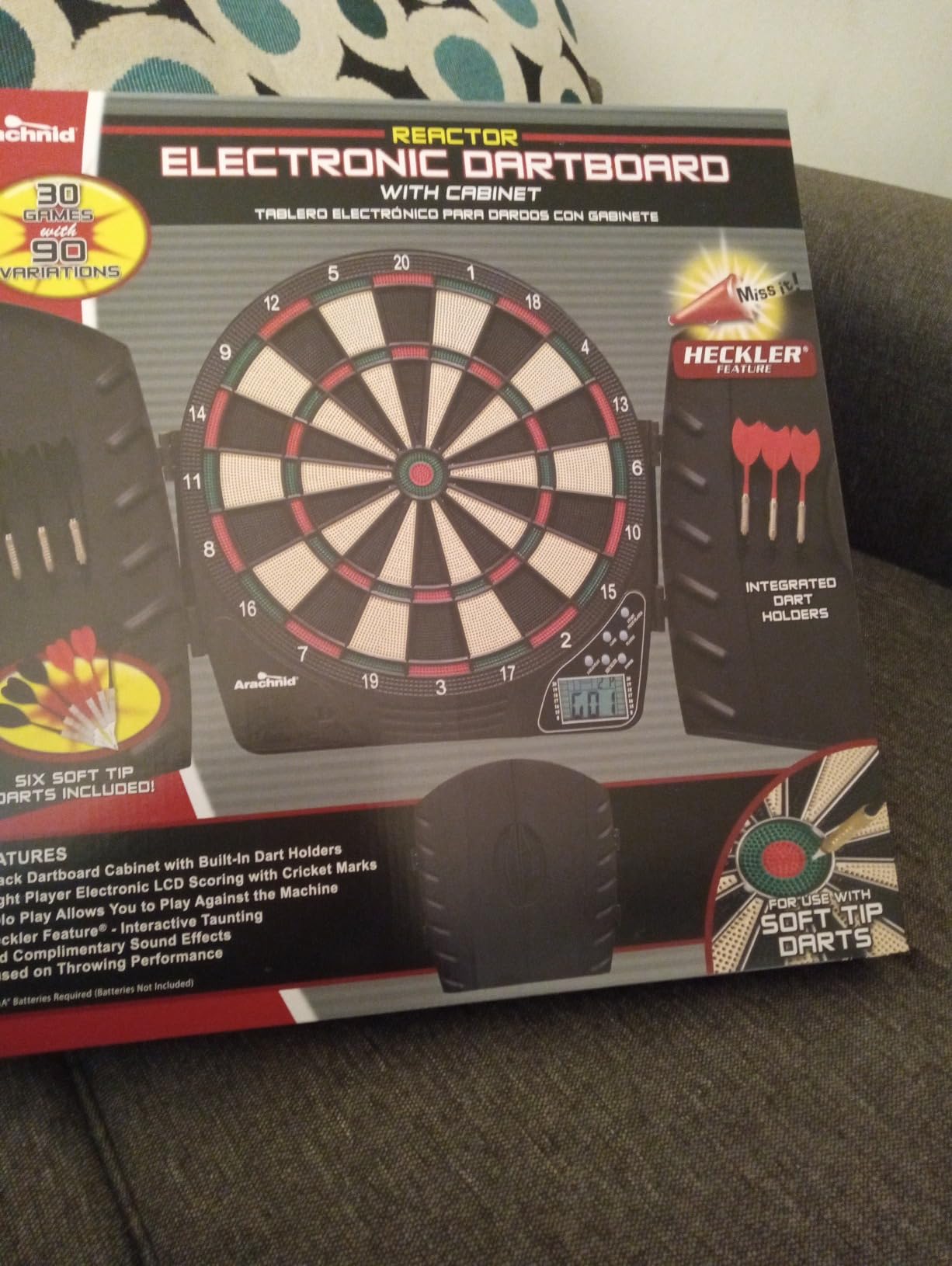 Arachnid Reactor Electronic Dartboard and Cabinet with LCD display, Cricket Scoring Displays, 8-Player Scoring, Black customer photo 1