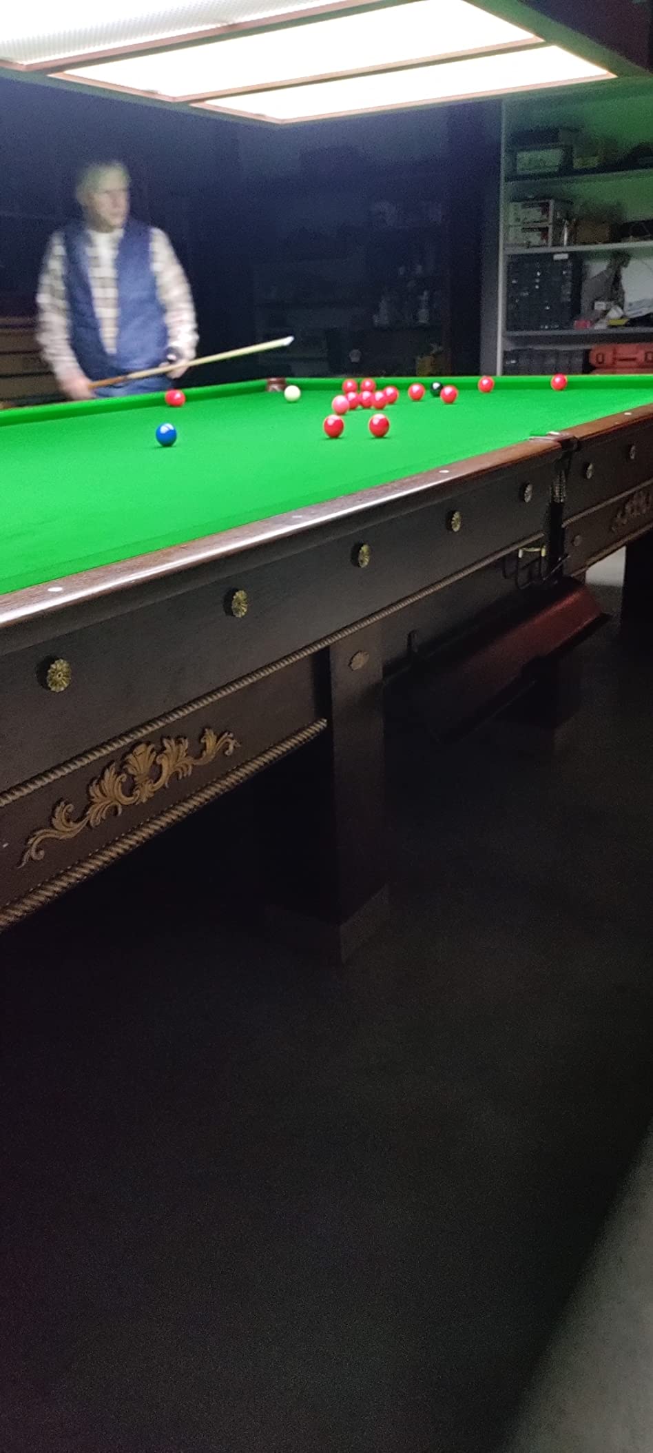 Aramith Standard Full-Size Snooker Balls (2 and 1/16 inch, 52.5mm, with 15 Reds) customer photo 2