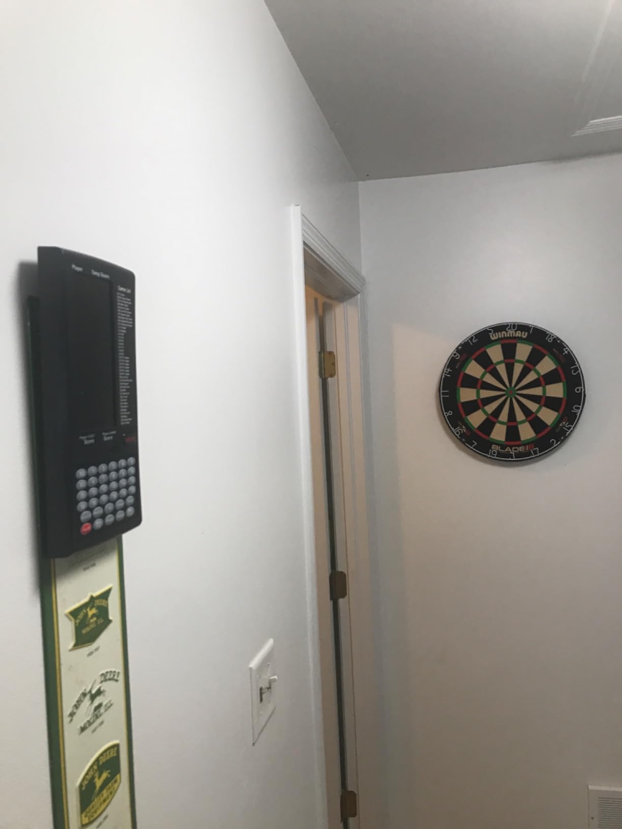 Viper ProScore Digital Dart Scorer Electronic Dartboard Scoreboard for Up to 8 Players, with 40 Games and 655 Game Options, Including Cricket and X01 customer photo 1
