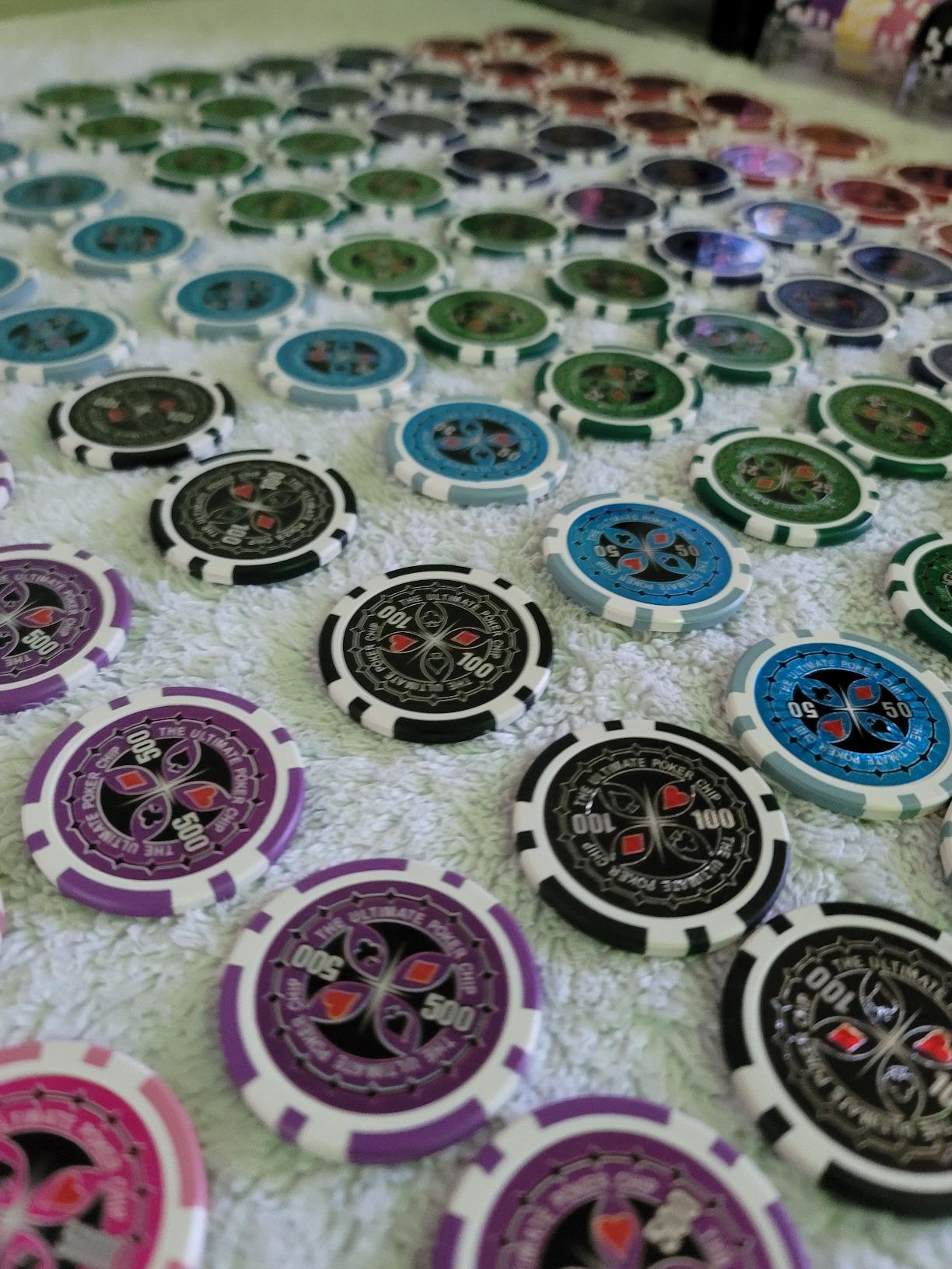 MRC 1000pcs Ultimate Laser Poker Chips Set with Acrylic Case Custom Build customer photo 2