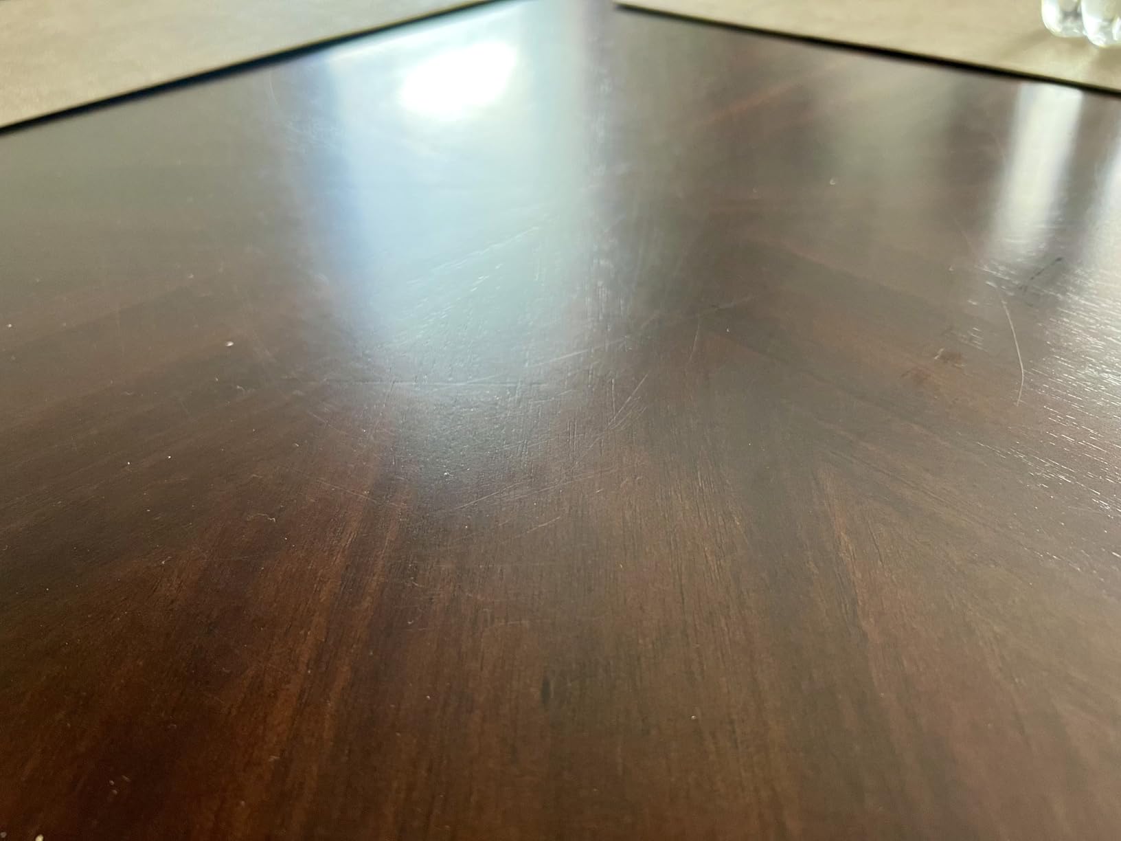 Furniture of America Deaton 48