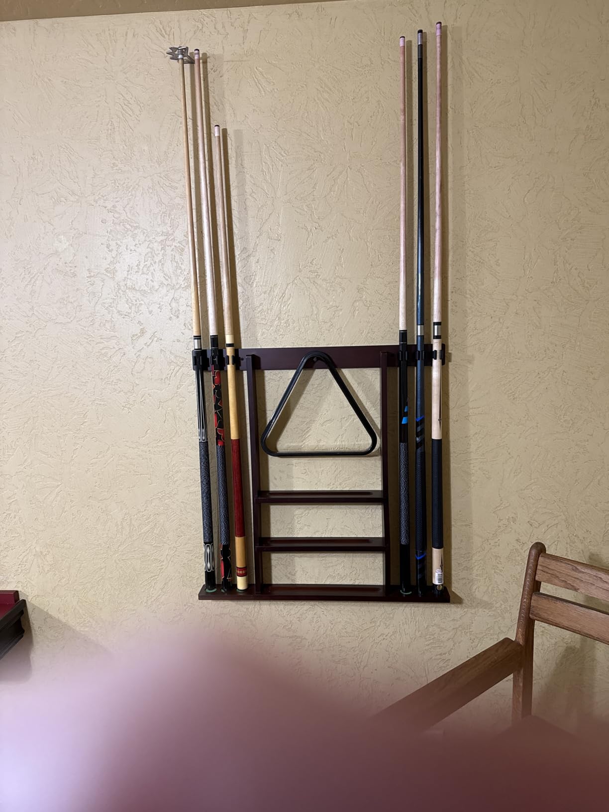 Flintar Wall Mount Cue Rack, Billiard Pool Cue Stick holder, Premium Quality Made in TAIWAN, Solid Hardwood, Cue Rack Only customer photo 1