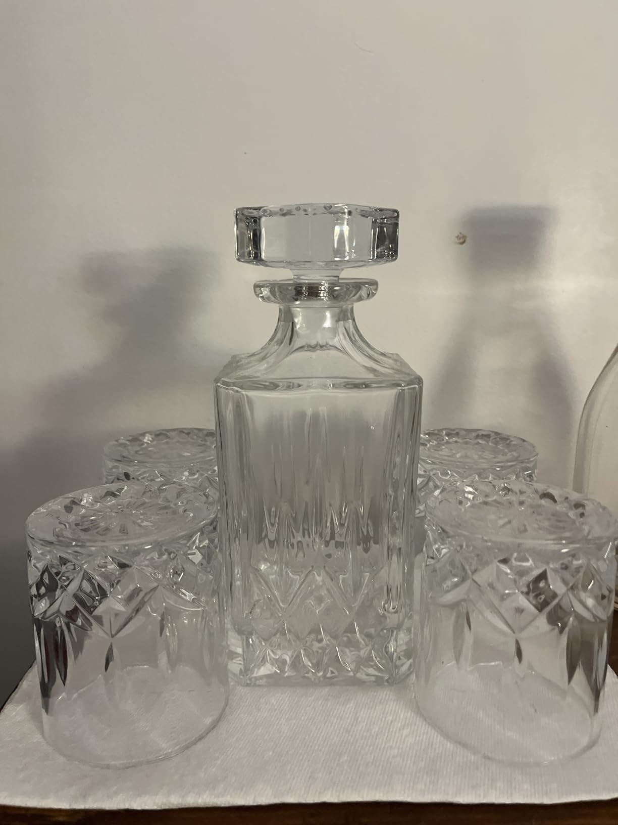 KANARS Whiskey Decanter And Glasses Set in Unique Gift Box - Original Crystal Liquor Decanter Set For Bourbon, Scotch, Vodka customer photo 1