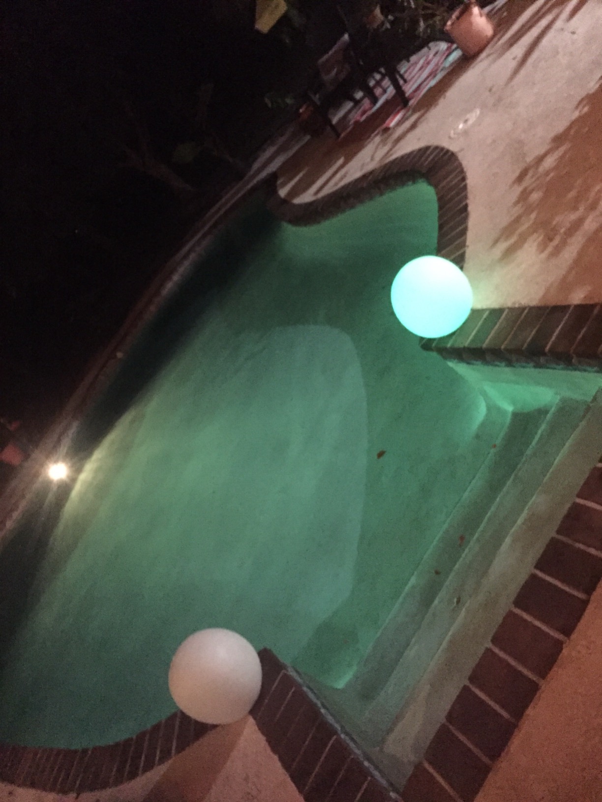 Floating Pool Lights Inflatable Waterproof IP68 Solar Glow Globe,14