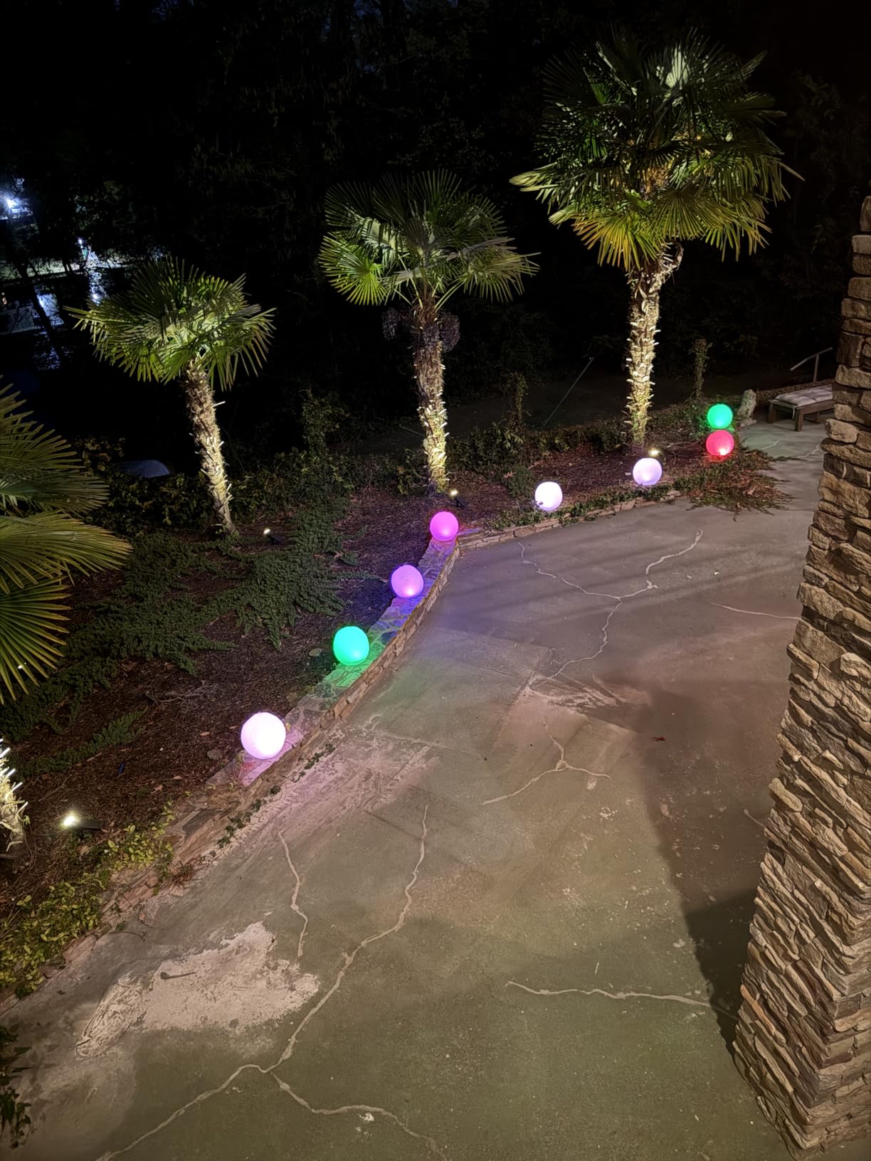 Rukars Floating Ball Pool Light Solar Powered 4 PCS, 14 Inch Inflatable Hangable IP68 Waterproof Rechargeable Color Changing Led Glow Globe Pool customer photo 1