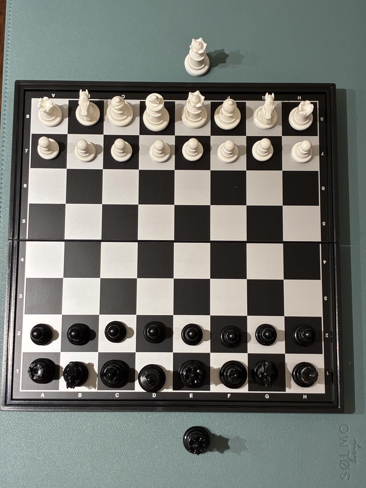Chess Armory Magnetic 9.5 Inches Travel Chess Set - Folding Board with Storage Box & 2 Extra Queen. customer photo 2