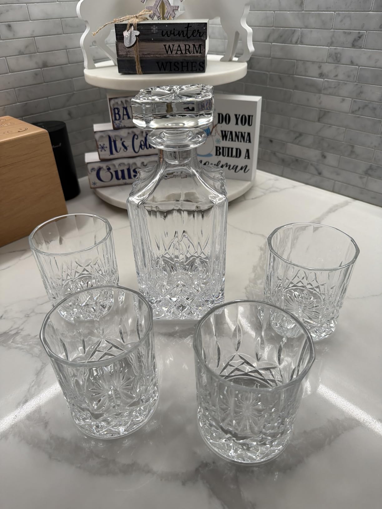 LIGHTEN LIFE Whiskey Decanter Set for Men - Whiskey Decanter with 4 Whiskey Glasses in Gift Box, Non-Lead Glass for Bourbon customer photo 1