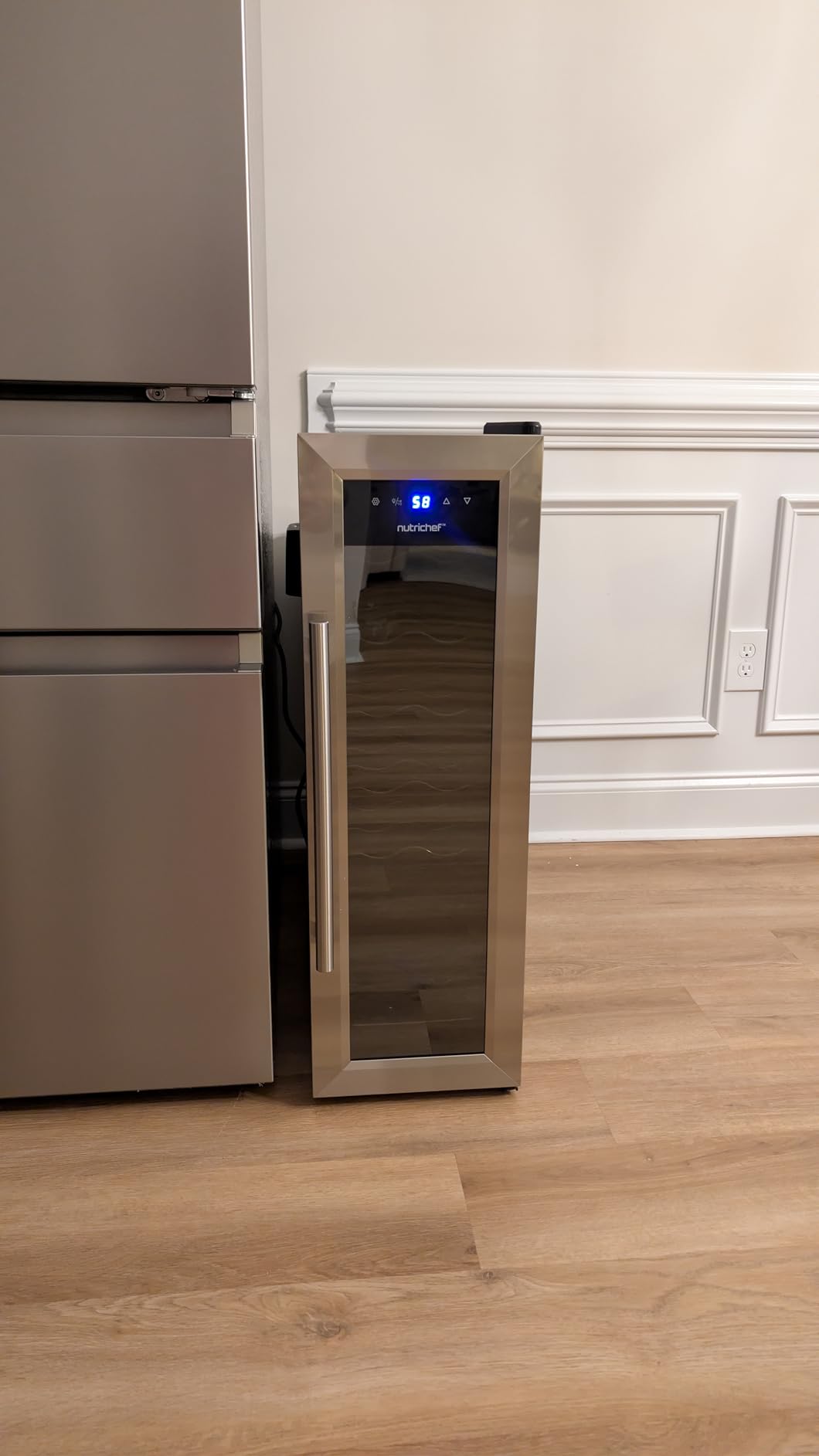 Nutrichef 12 Bottle Stainless Steel Slim Wine Fridge | Red & White Wine Chiller customer photo 2