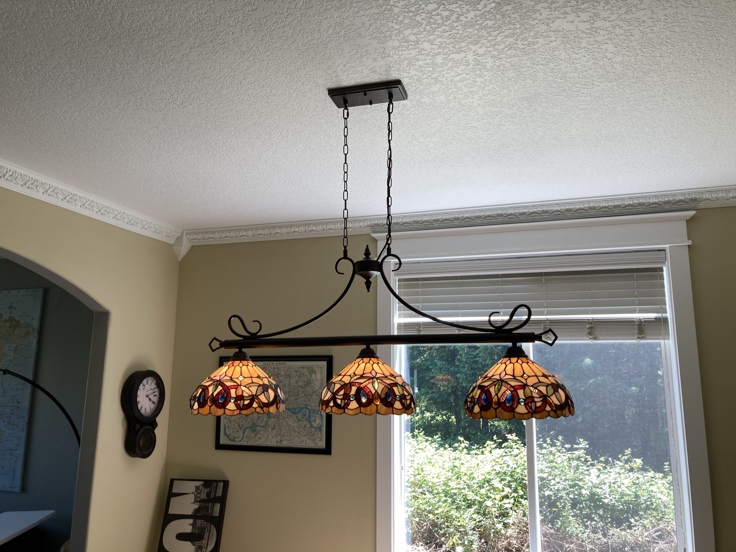 Capulina Tiffany Lamp Stained Glass Pendant Light Chandelier 3-Light 12