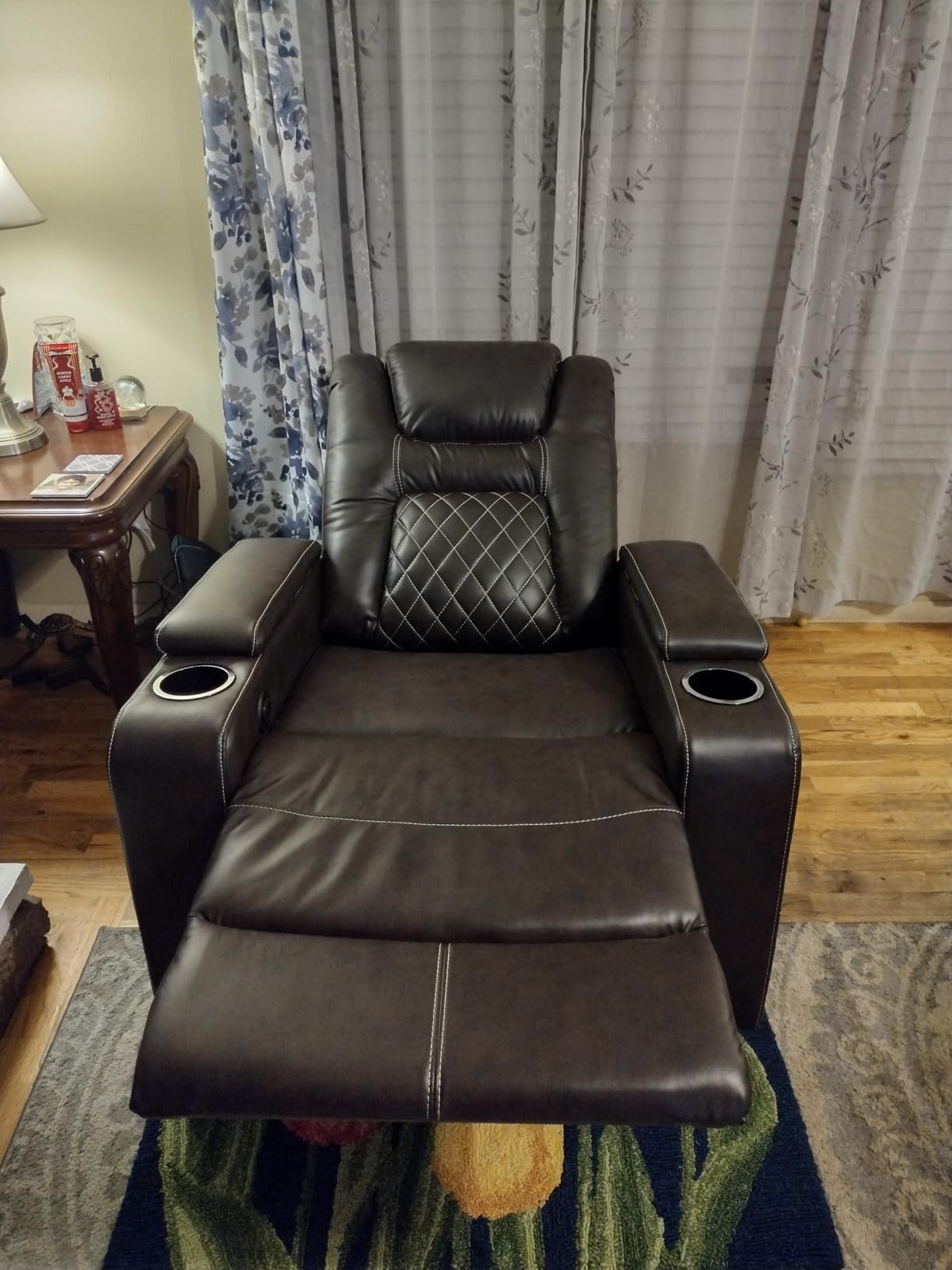 CANMOV Electric Power Recliner Chair with USB Ports and Cup Holders, Breathable Leather Home Theater Seating with Hidden Arm Storage (Black) customer photo 2