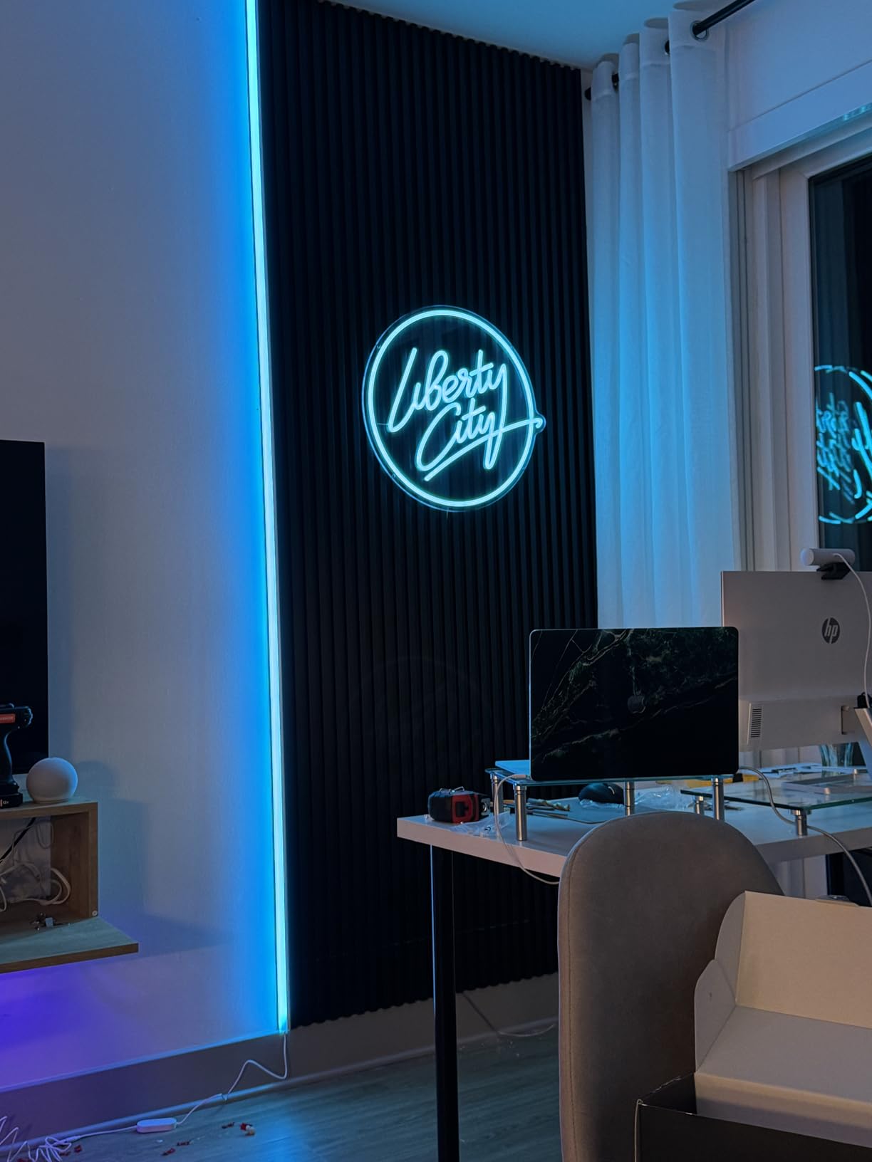 Yatvro Custom Neon Signs, Personalized Dimmable LED Neon Signs for Family Birthday Bar Wedding Party Night Light & Company Logo or Business Signs customer photo 2
