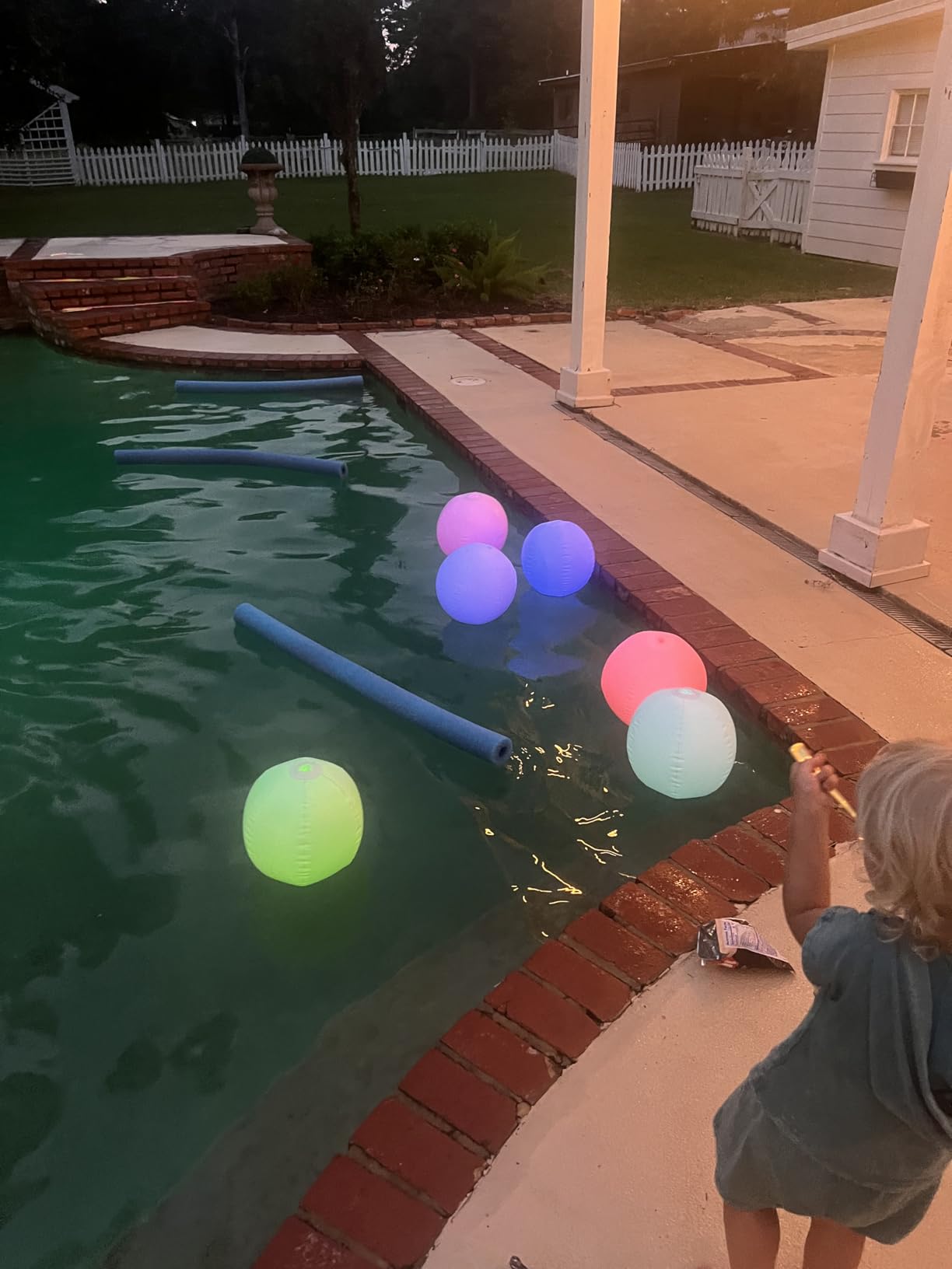 FLAMDYNO Pool Toys - 4/8 Pack Light Up Beach Balls for Kids w/ 8 Light Modes, Pool Beach Games Balls for Outdoor or Indoor Activities, Glow in The Dark Pool Beach Decorations for Kids and Adults customer photo 1