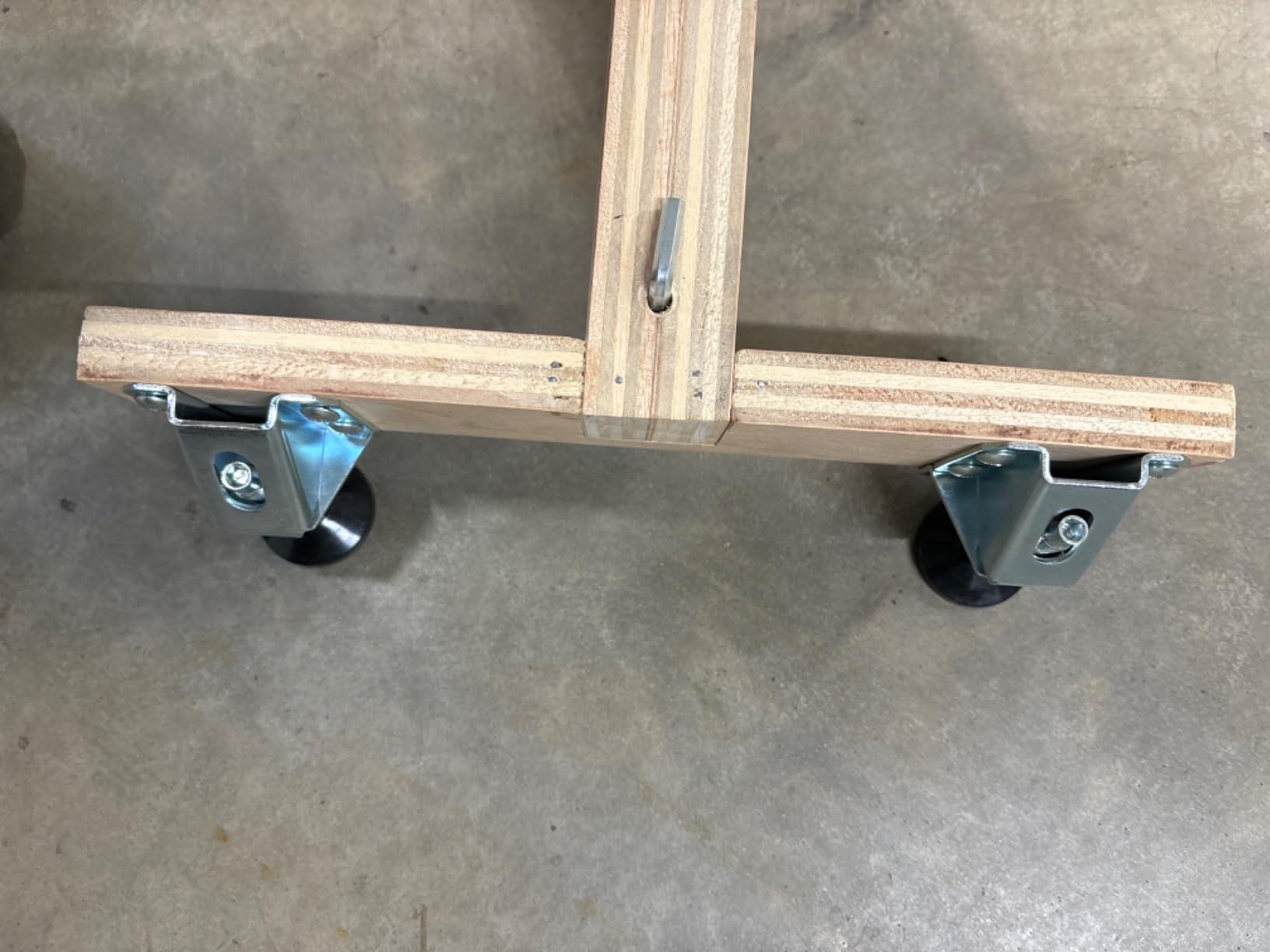 POWERTEC Leveling Feet 4PK, Heavy Duty Adjustable Furniture Leg Levelers with Nylon Foot, Screws & Lock Nuts for Workbenches, Cabinets, Tables & Shelving customer photo 1