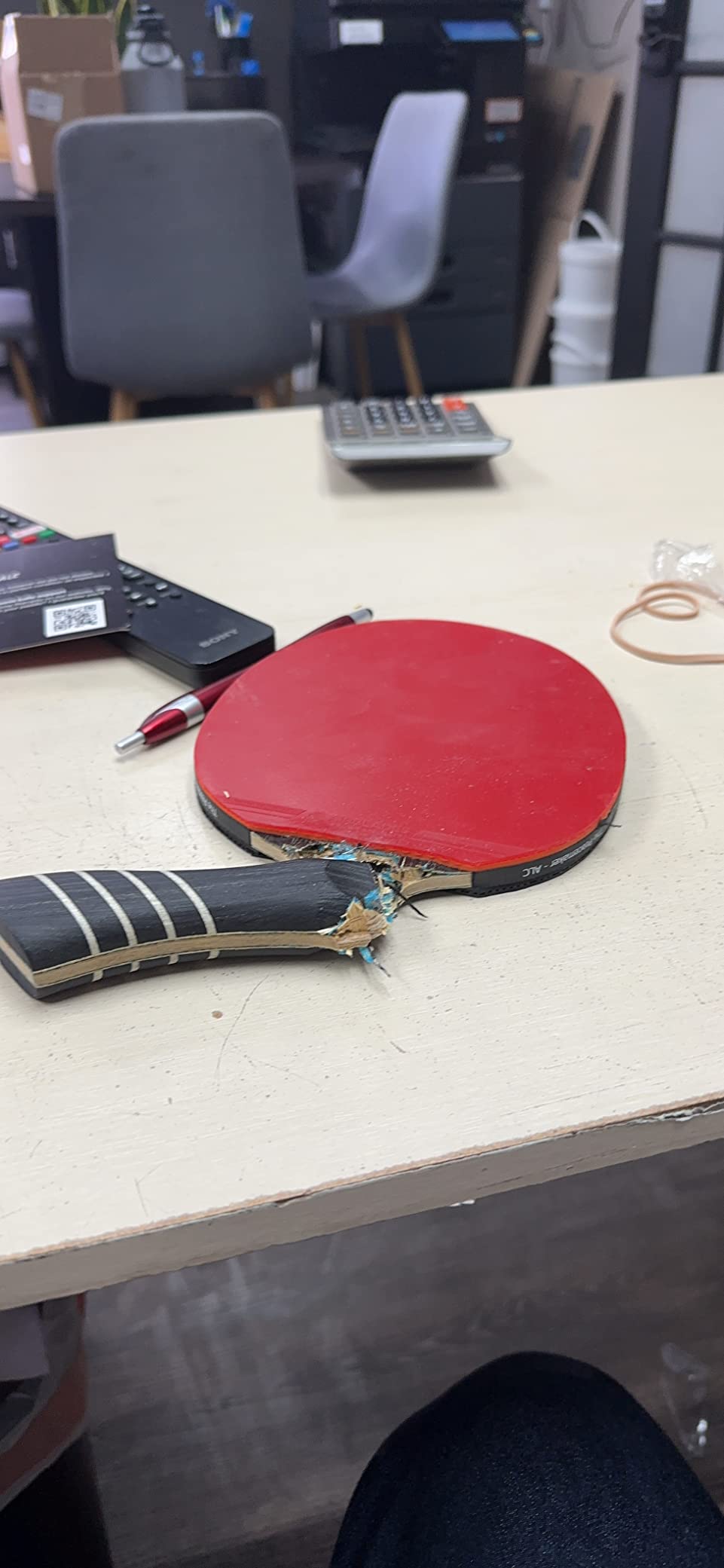 The Peace Maker ALC - Professional Ping Pong Paddle - Carbon Fiber Table Tennis Racket Producing Maximum Spin & Control for All Levels - Hard Carry Case & Ergonomic Handle customer photo 2
