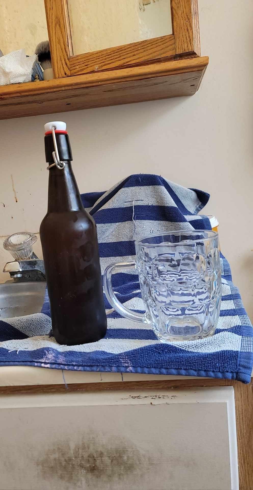 Chefcaptain Beer Glasses Set Of 4, 26 Oz Lead-Free Thick Glass Mugs With Handles, Cylindrical Beer Steins customer photo 2