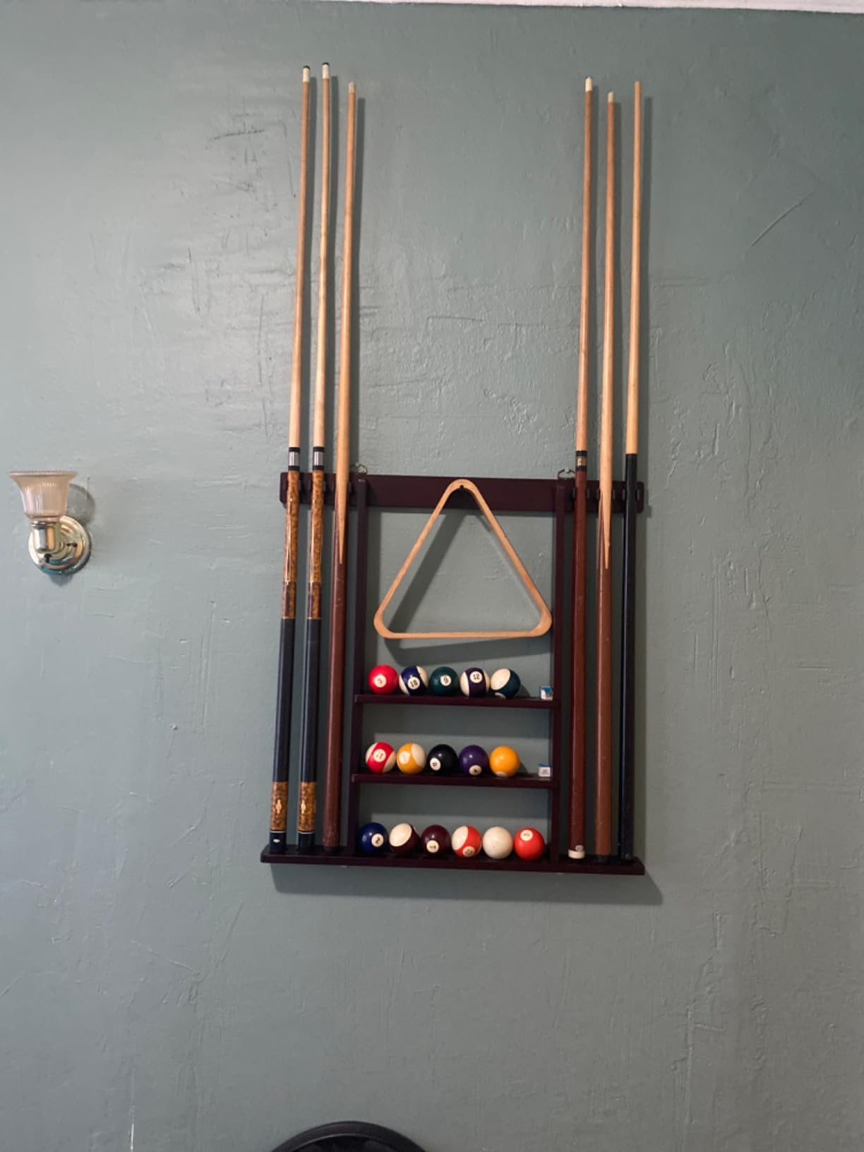 GSE Games & Sports Expert Wall Mount Rack with Score Counter, Hanging Wall Mounting Rack Holds 6/8 Cue Sticks, 2 Ball Racks and Full Set of Balls customer photo 2