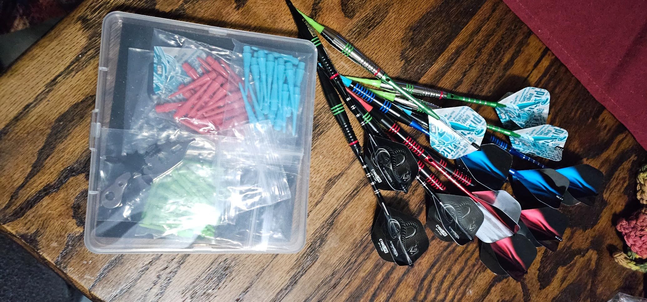 CyeeLife Darts Plastic Tip - Soft Tip Darts Set - 12 Pcs 18 Gram with 4 Colors Premium Aluminum Shafts, 100 Extra Dart Tips 16pcs Flights and 2pcs Flight Protectors for Electronic Dart Board customer photo 1