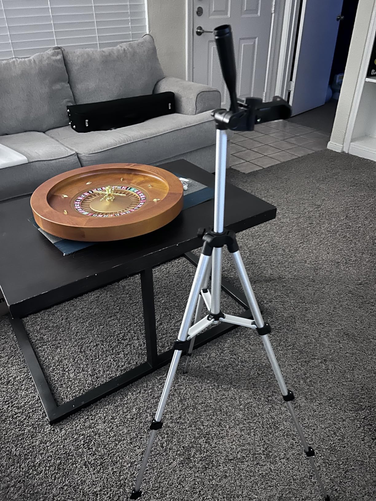 Leyndo 20 Inch Wooden Roulette Wheel with 4 Roulette Balls Casino Grade Precision Bearings Roulettes Wheel Turntable Leisure Table Games for Home Professional Use Night Party Game (Classic Pro) customer photo 1