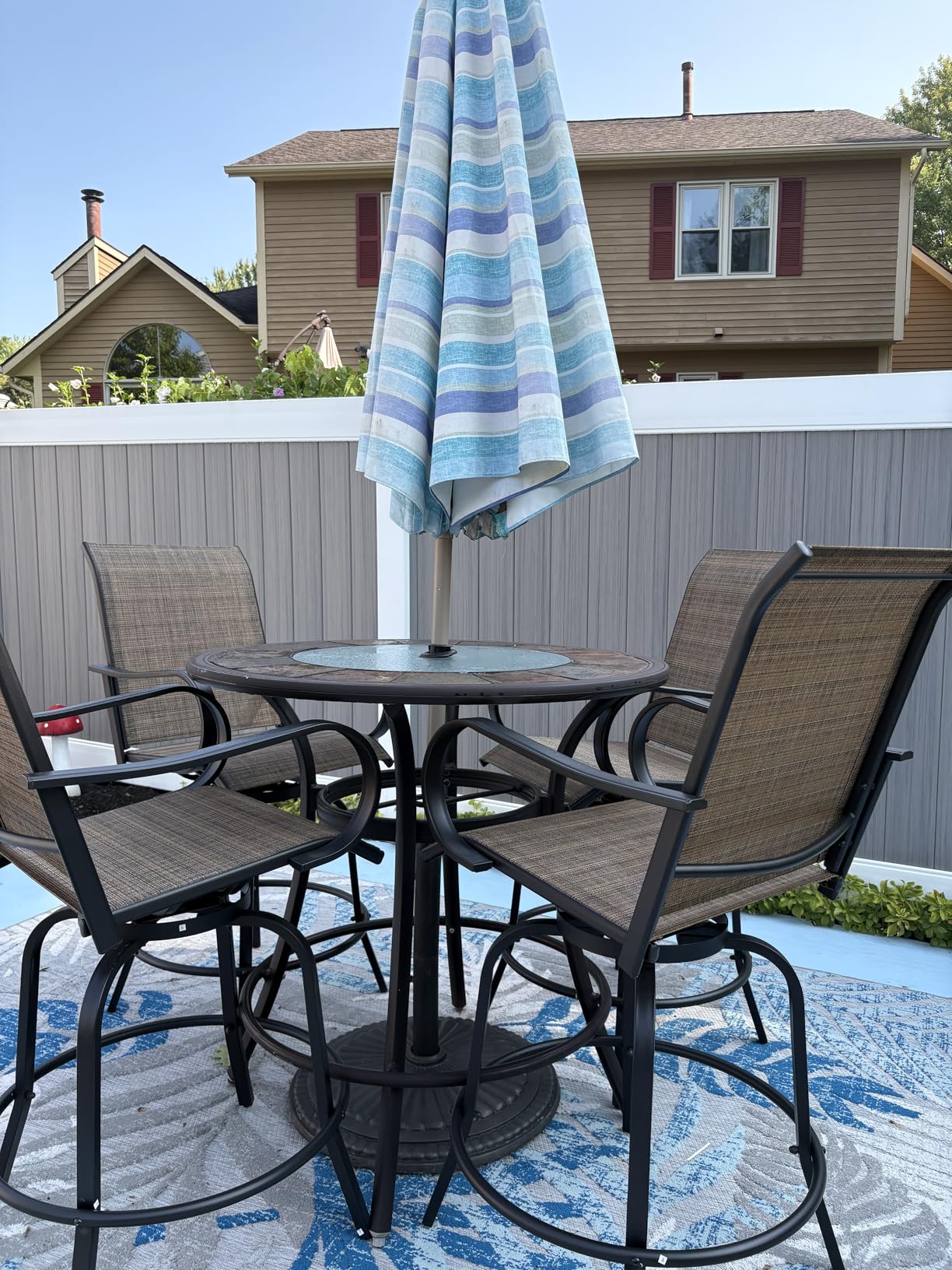 Yaheetech Patio Swivel Bar Stools Outdoor Chairs Set of 2 Outdoor High Bistro Stools Outdoor Furniture, All-Weather Patio Stools for Outside, Beach, Lawn, Poolside and Garden, Black/Brown customer photo 2