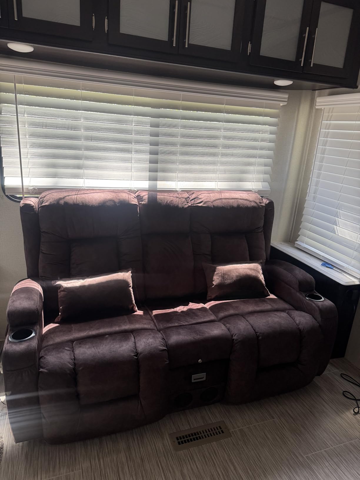 URRED Power Loveseat Recliner Sofa with Massage and Heat, Wall Hugger Reclining Loveseat with Console, RV Couch Home Theater Seating with LED Lights for Living Room (Black, 67