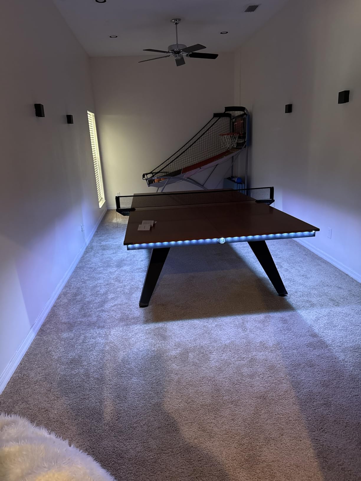 STIGA Ultra Indoor Table Tennis Table - 18mm Woodgrain Ping Pong Table with Steel Frame, Tournament Net & Post, Adjustable Leg Levelers, Modern Furniture-Style Design customer photo 2