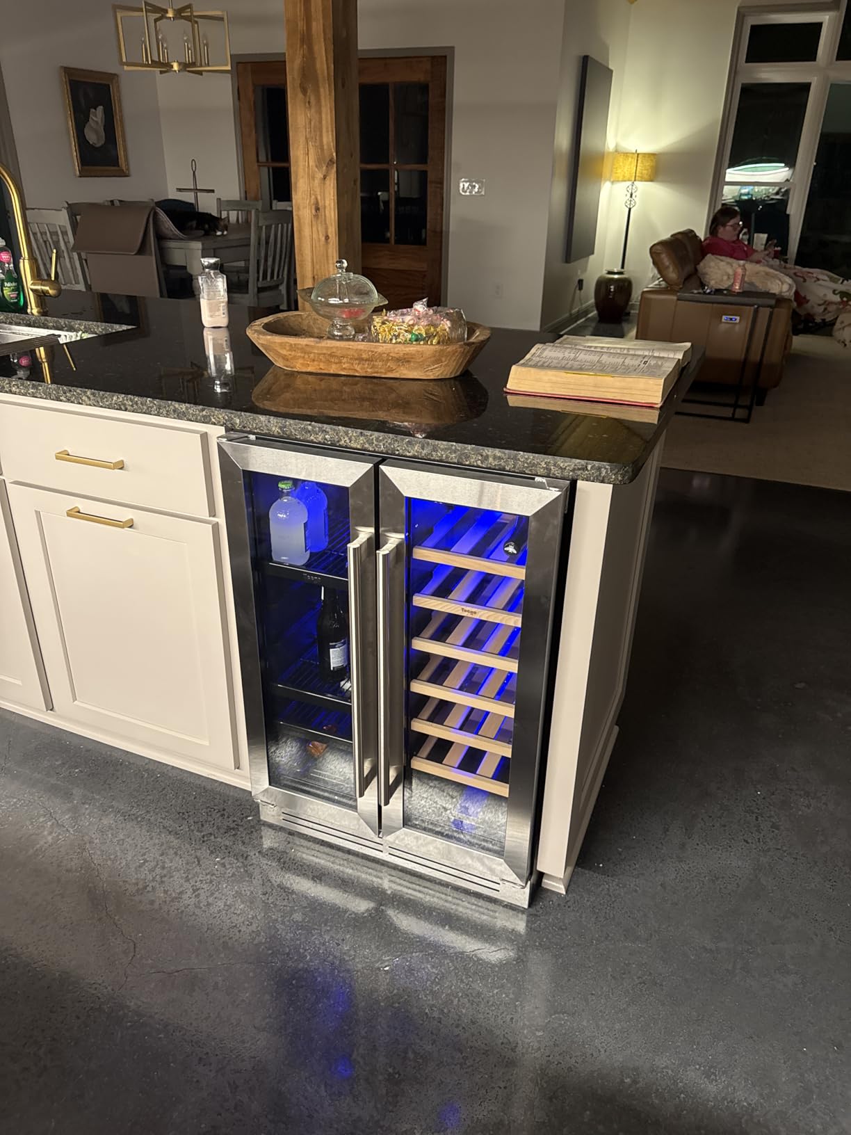 Yeego Wine Fridge Cooler - 15 Inch Wine Fridge Hold 33 Bottles, 40-65°F Wine Refrigerator Glass Door, Built in, Freestanding Under Counter Fridge for Beer Soda Drink Home Bar Office customer photo 2