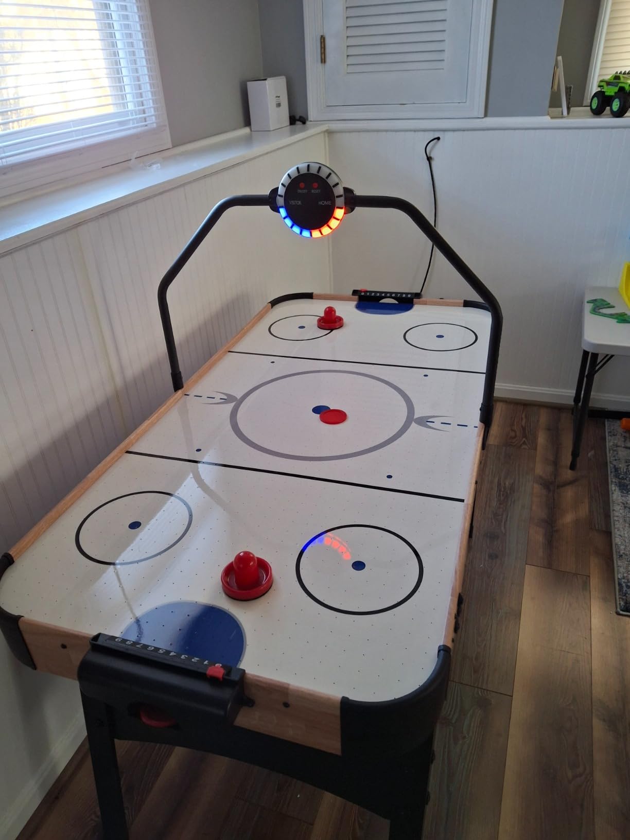 Best Choice Products LED 54 Inch Air Hockey Game Table w/Light-up Scoreboard, Powerful Motor, AC Outlet. Includes 2 Pucks, 2 Pushers customer photo 2
