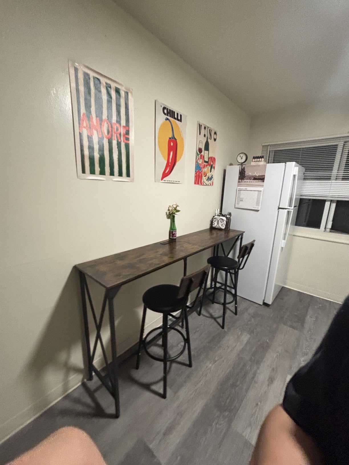 CHOEZON 70.9'' Bar Table, Kitchen Dining Table with Power Outlet and Footrest, Industrial Style, for Pub, Living Room, Rustic Brown and Black TBT08UBF customer photo 1