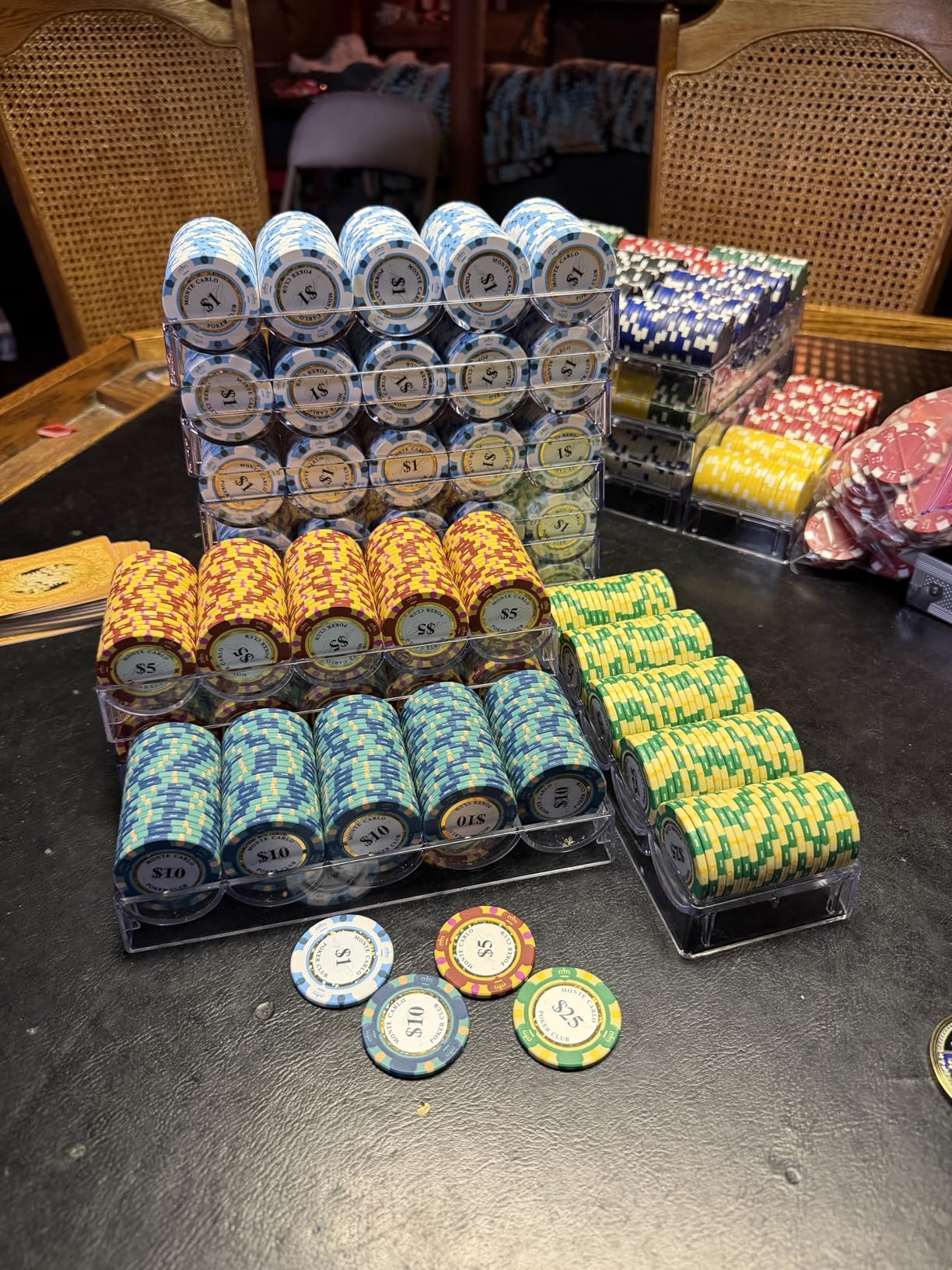 Monte Carlo 14-gram Poker Chips (100-pack) - Premium Heavyweight Clay Composite ($1 White) customer photo 1