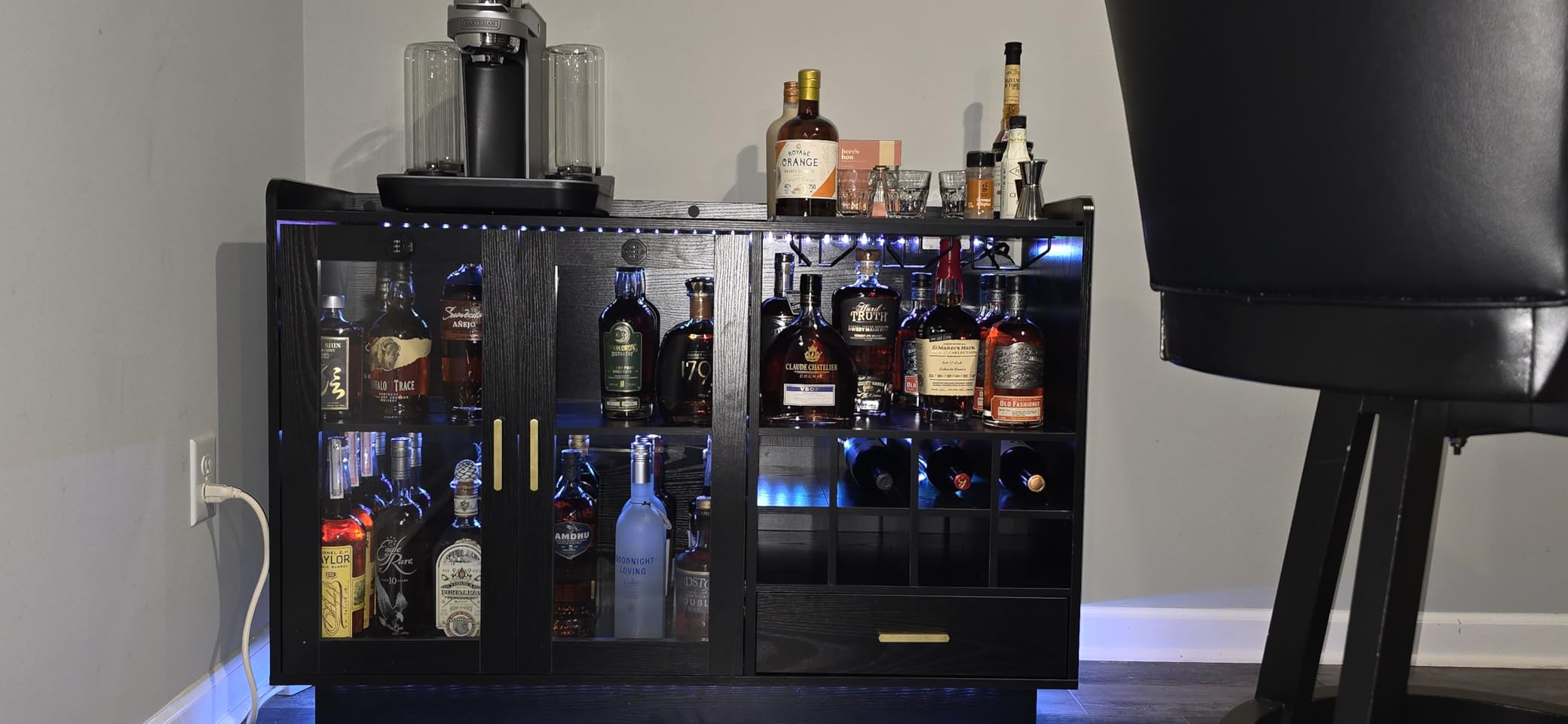 COCO DESIGN Modern Wine Bar Cabinet with LED Light & Locked Fluted Door, Black Floating Coffee Bar with Power Outlets & Glass Rack, Buffet Sideboard with Removable Wine Rack and Drawer for Living Room customer photo 2