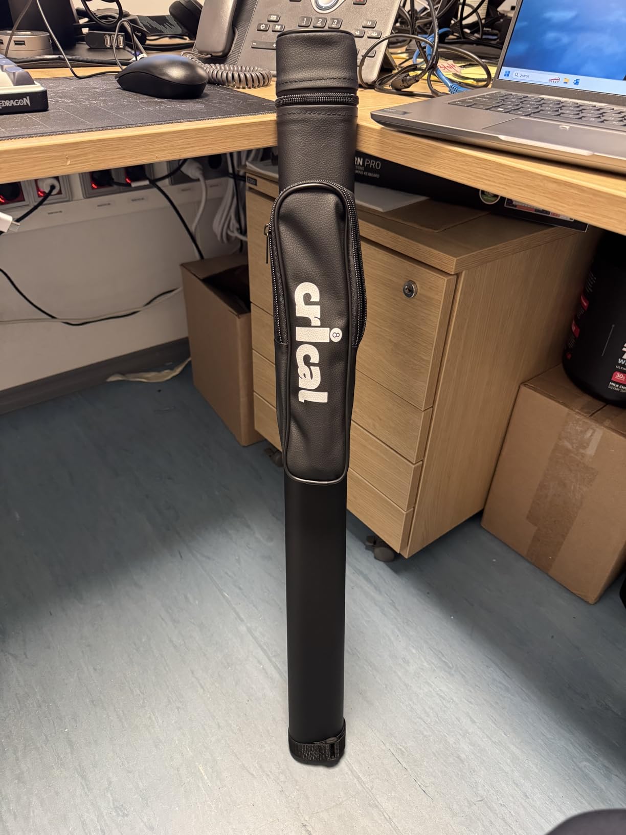 CRICAL Carbon Fiber Pool Cue Stick, Professional Low Deflection Pool Cue with Pro Taper Shaft, 12.5mm Tip, Tournament Level Billiard Cue customer photo 2