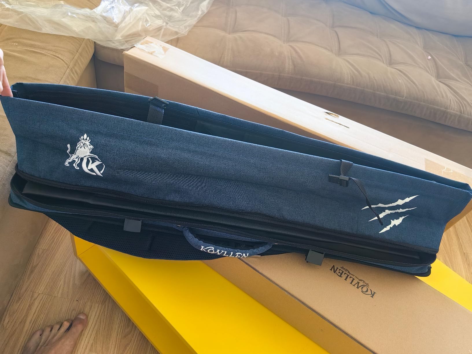 2x4 Leather Pool Cue Case, Genuine Cowhide Billiards Cue Stick Case with Multi-Pockets & Adjustable Shoulder Strap, Heavy Duty Cue Carrier customer photo 2
