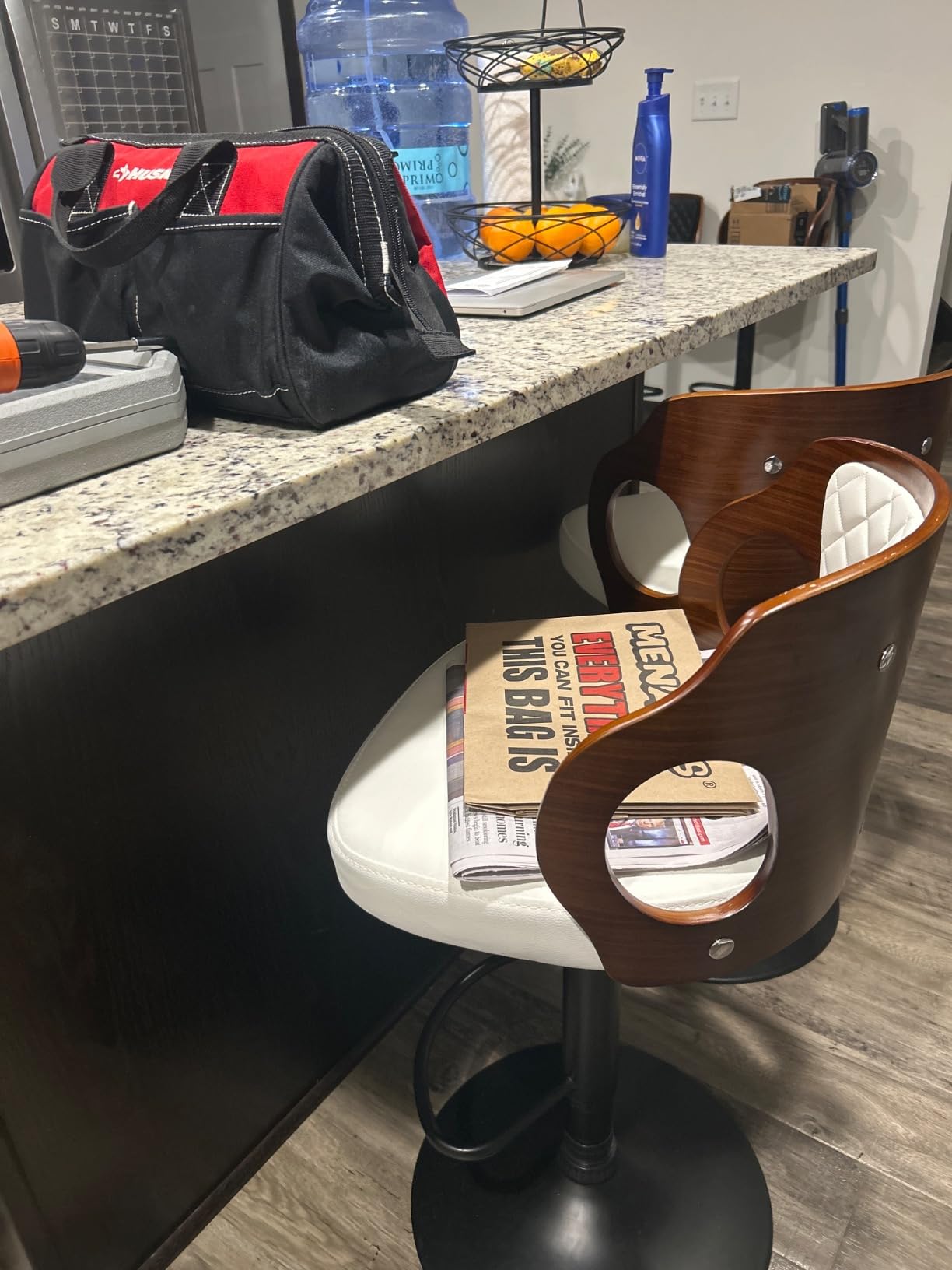 VECELO Swivel Bar Stools Set of 2, Adjustable Counter Height Stools with Bentwood Back, Armrest, Footrest & PU Leather Seat, Modern Bar Chairs for Kitchen Island, Black customer photo 1