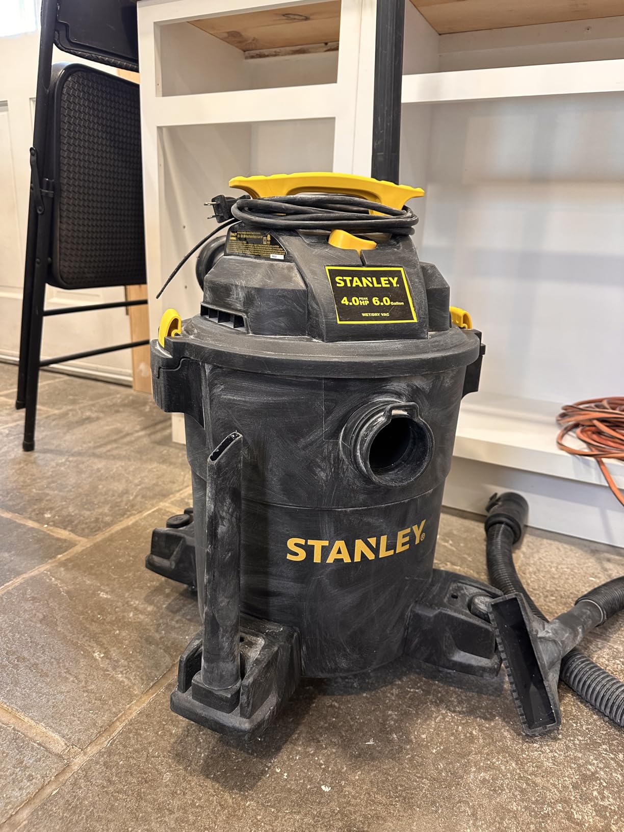 Stanley SL18116P Wet/Dry Vacuum, 6 Gallon, 4 Horsepower Black customer photo 1