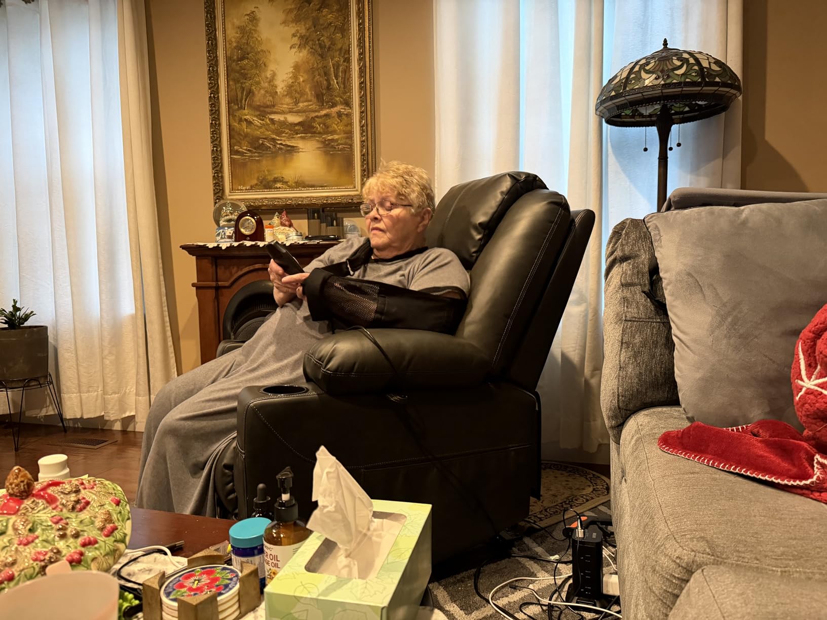 MCombo Power Lift Recliner Chair for Elderly 7040(Medium, Light Brown) | FSC Certified, Multiple Sizes, USB&Type C Charging Port, Cup Holders, Side Pockets, Faux Leather customer photo 2