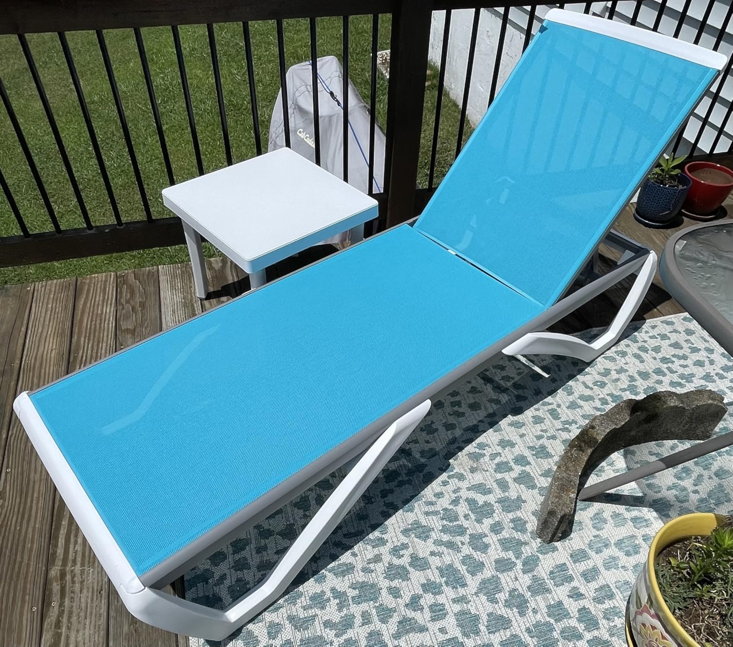 Kozyard 3-Piece Outdoor Chaise Lounge Chair Set, Fully Flat Adjustable Patio Lounger with Aluminum Frame & Resin Legs, Textilene Fabric for Poolside, Backyard & Beach (Aqua, 2 Chairs + Table) customer photo 2