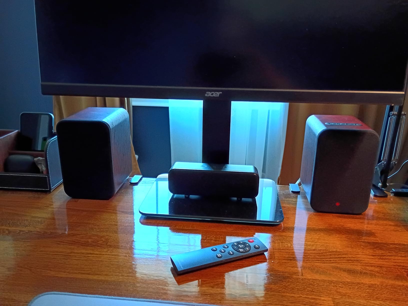 RIOWOIS Powered Bluetooth Bookshelf Speakers, 40W Record Player Speakers with 2.75 Inch Woofer, Stereo Speakers with Optical/AUX/TV-ARC Connection for Turntable, No Receiver or Amplifier Required customer photo 2