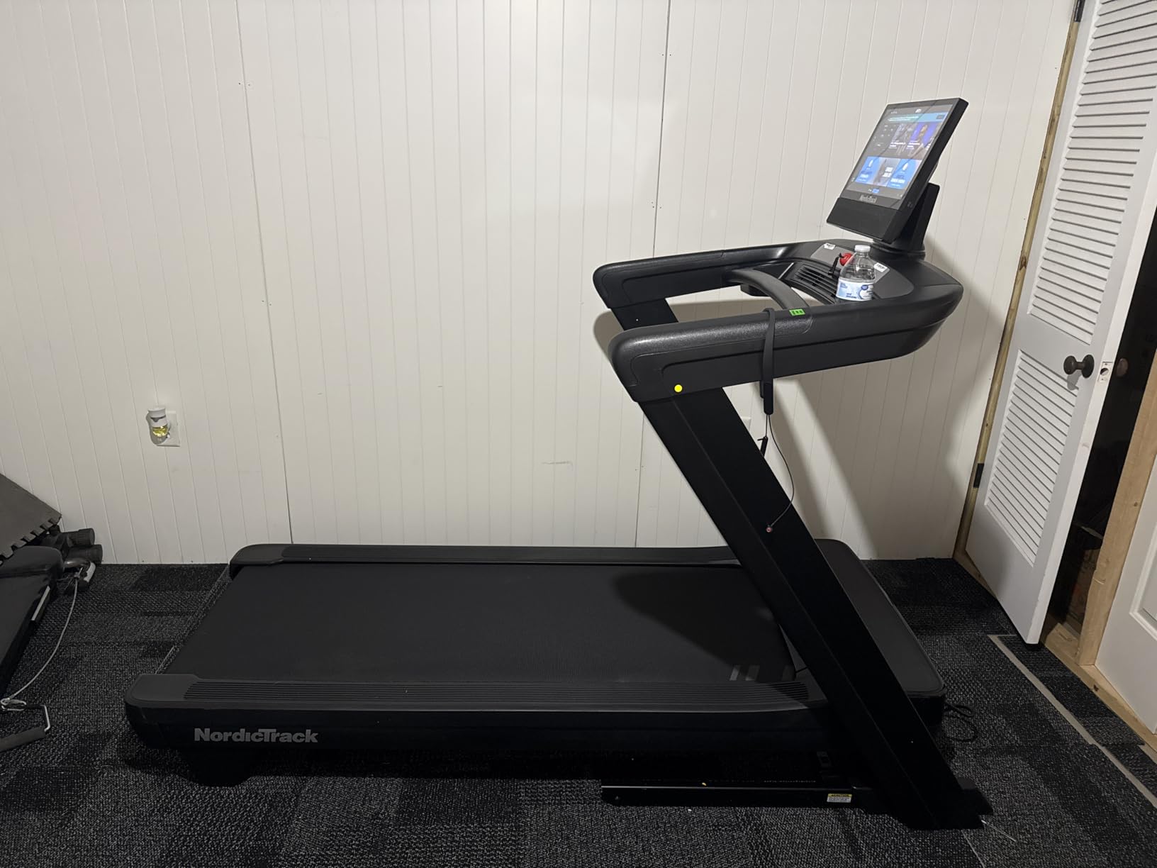 NordicTrack Commercial Series Treadmills: Commercial 1250, 1750, 2450 customer photo 1
