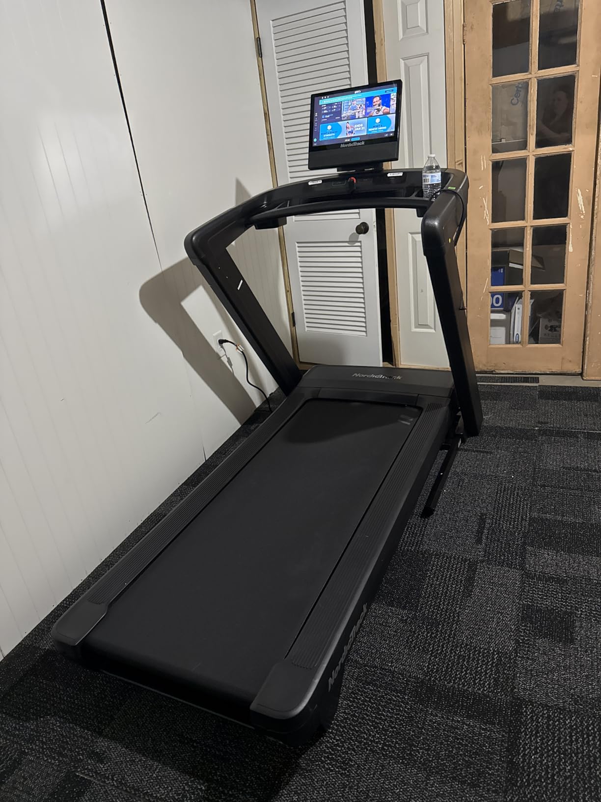 NordicTrack Commercial Series Treadmills: Commercial 1250, 1750, 2450 customer photo 2