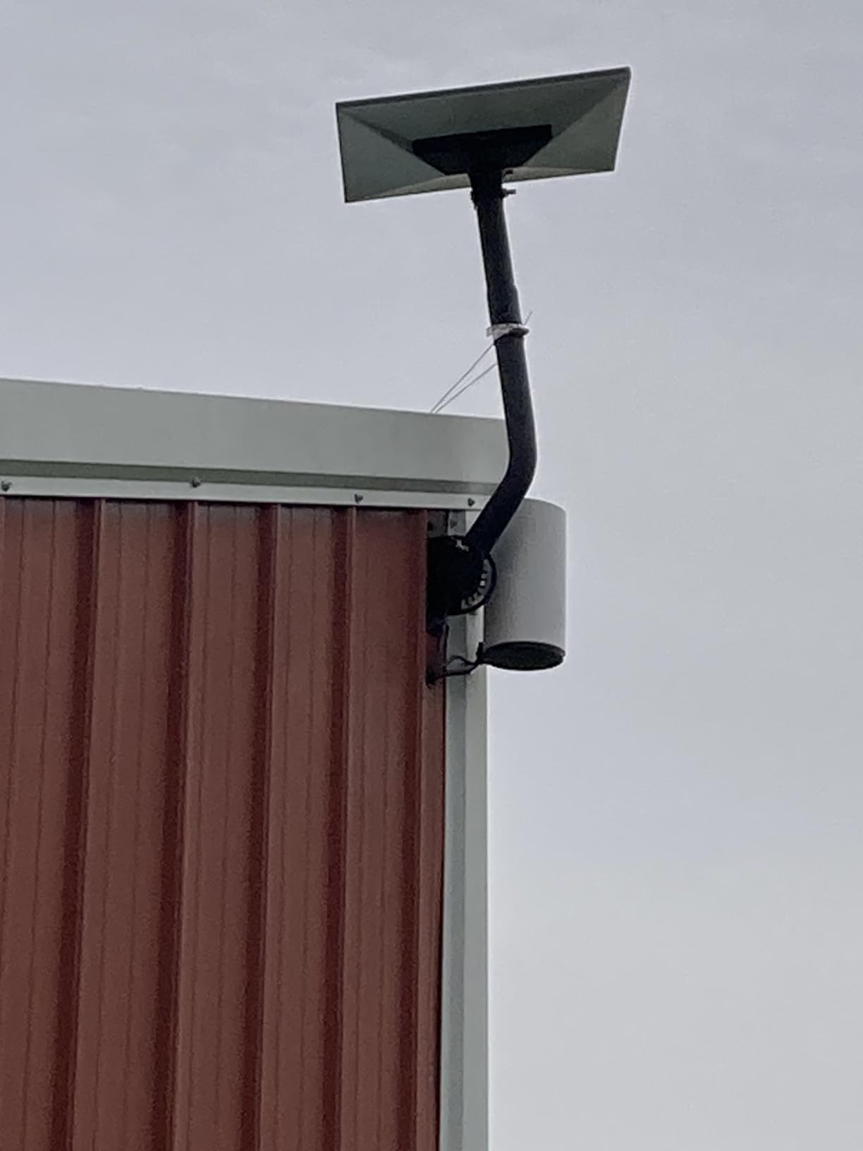 TP-Link Deco X20-OUTDOOR AX1800 Dual-Band Wi-Fi 6 Outdoor Mesh WiFi Extender Unit | Up to 2,200 sq.ft| 2 Gigabit PoE+ Ports, Waterproof| HomeShield| 3 Mounting Options| Secure by Design, 1-Pack customer photo 1
