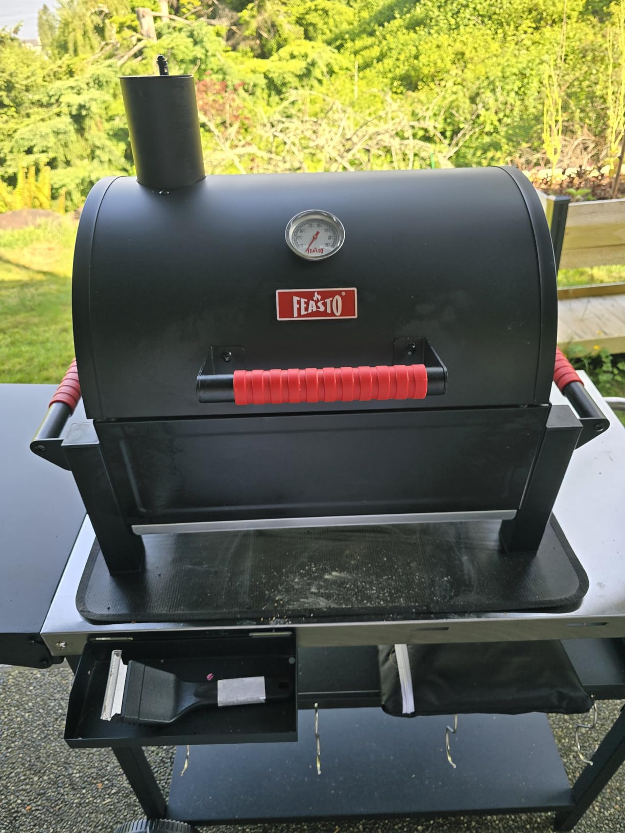 Feasto Heavy-Duty 30-Inch Charcoal Grill with Offset Smoker Grill customer photo 2