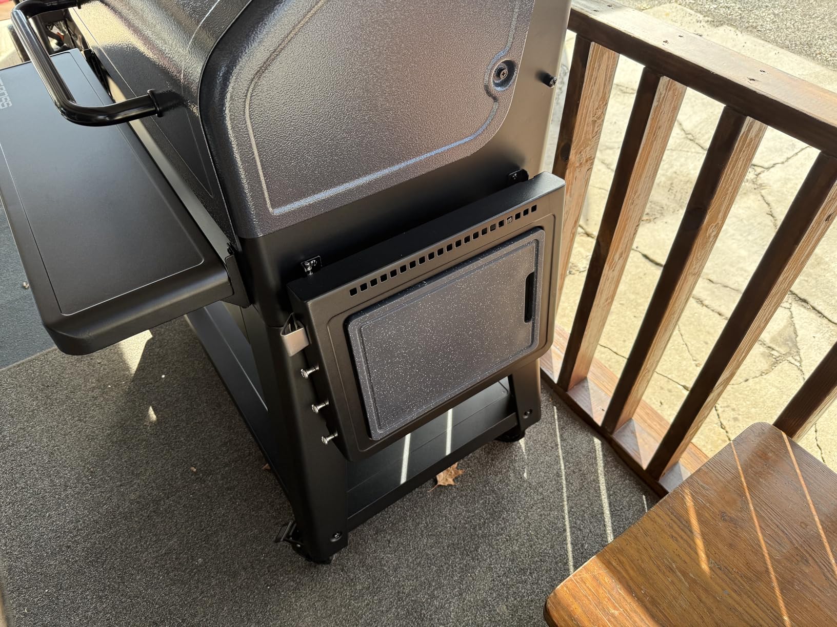 PIT BOSS 1600 Navigator Series WiFi & Bluetooth Wood Pellet Grill & Smoker, Flame Broiler and Touchscreen Controller, 1,593-Sq. in. Cook Space, 180°F to 500°F Temp Range, Meat Probe, 30 lb. Hopper customer photo 2